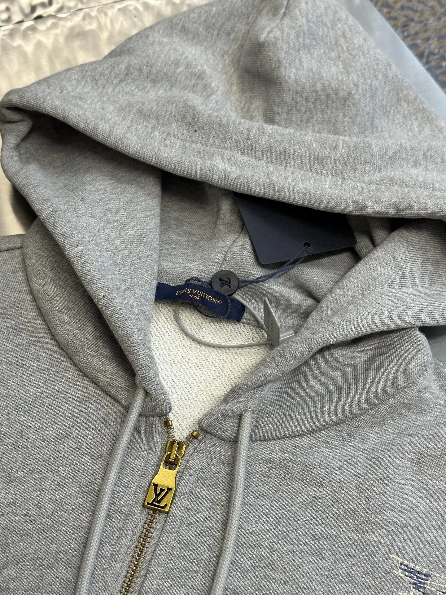 LV 27FW VVEHJZL 015 집업후드 5