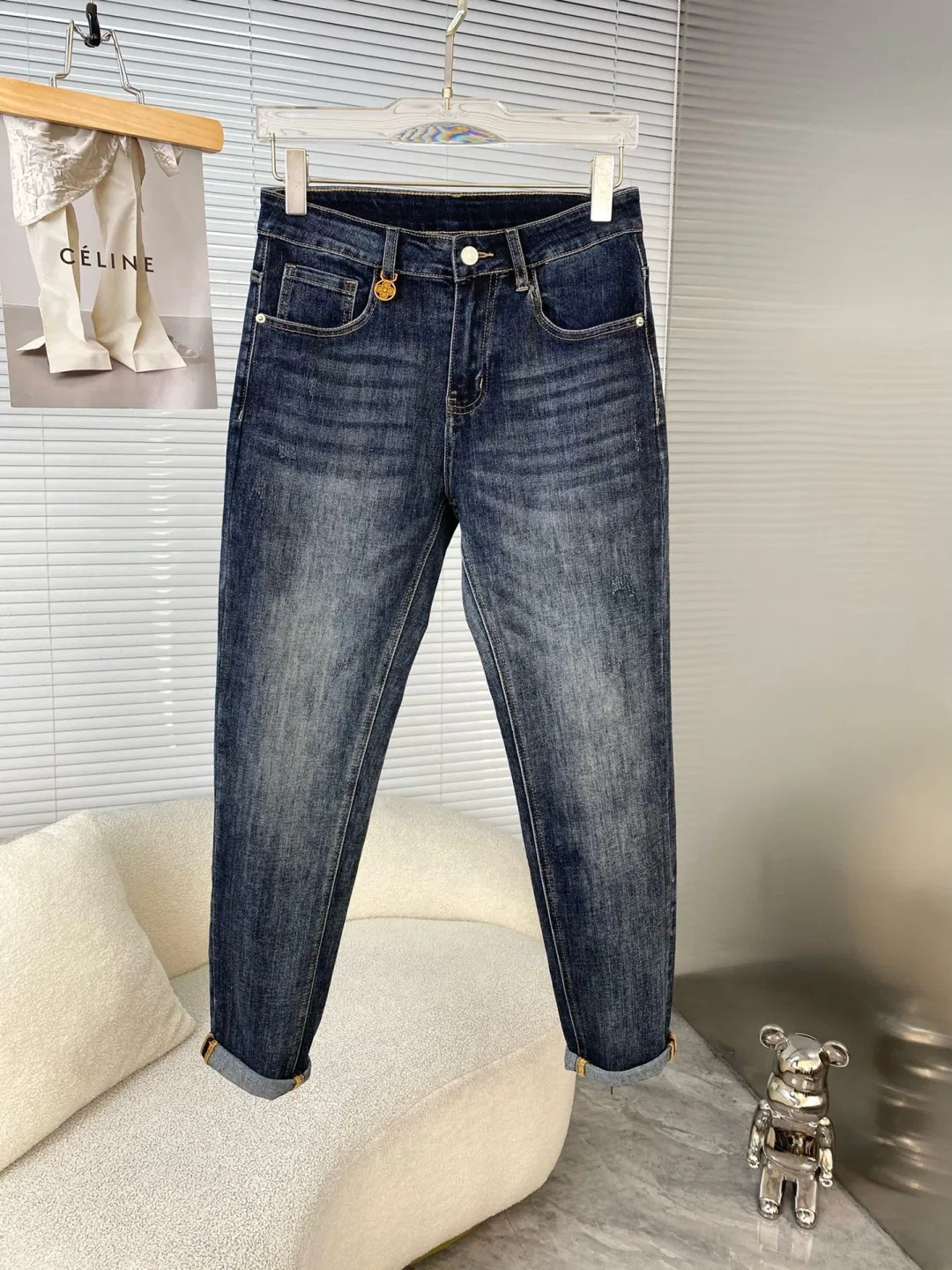 LV 27FW WBOJRAP 005 데님팬츠