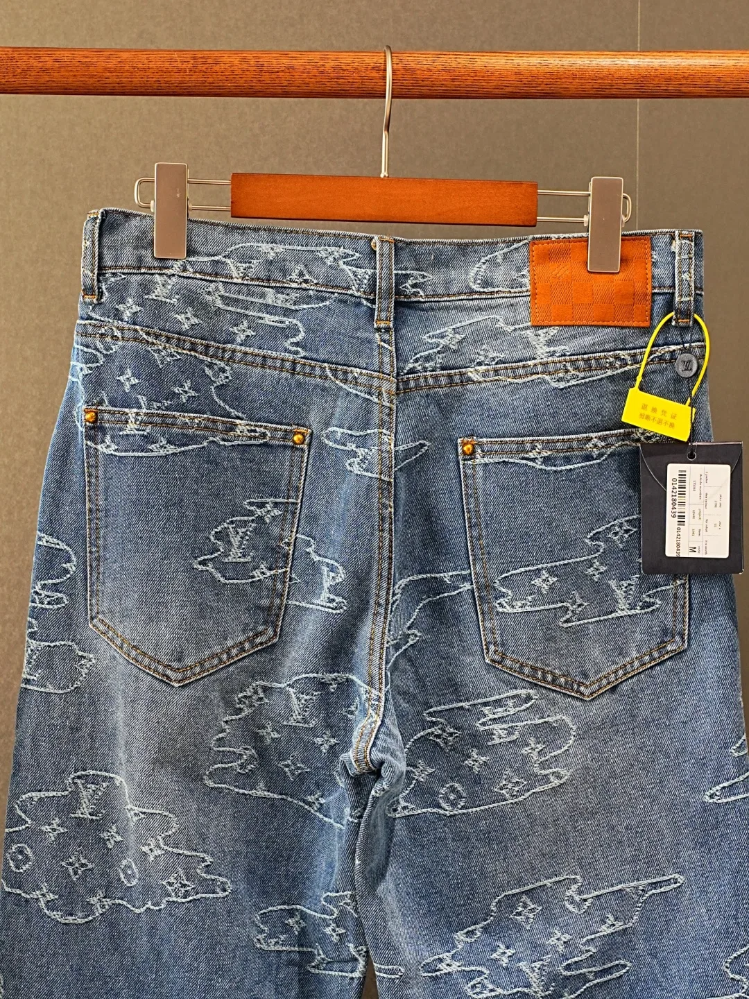 LV 27FW WBOJRAP 010 데님팬츠 5