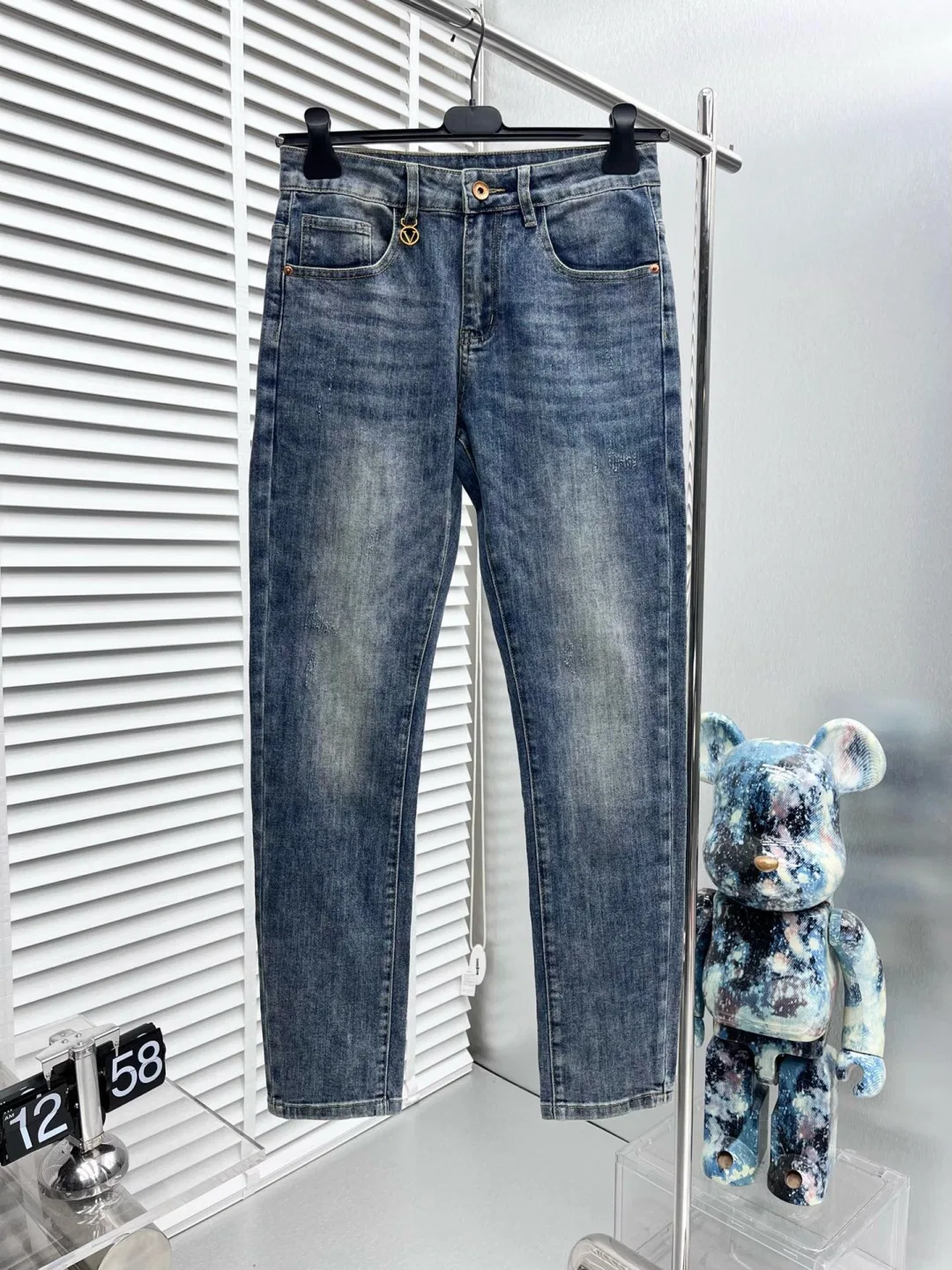 LV 27FW WBOJRAP 014 데님팬츠