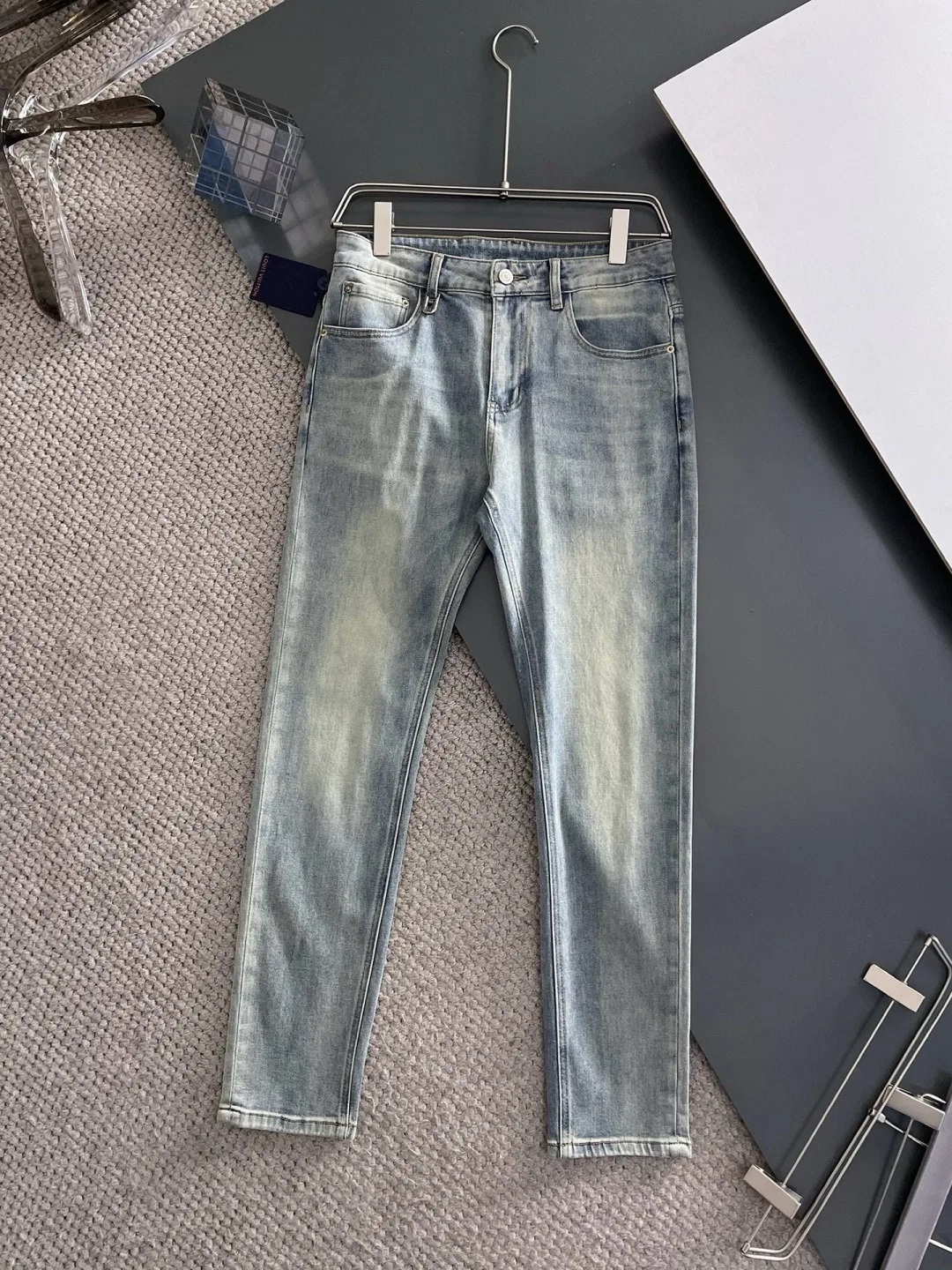 LV 27FW WBOJRAP 030 데님팬츠