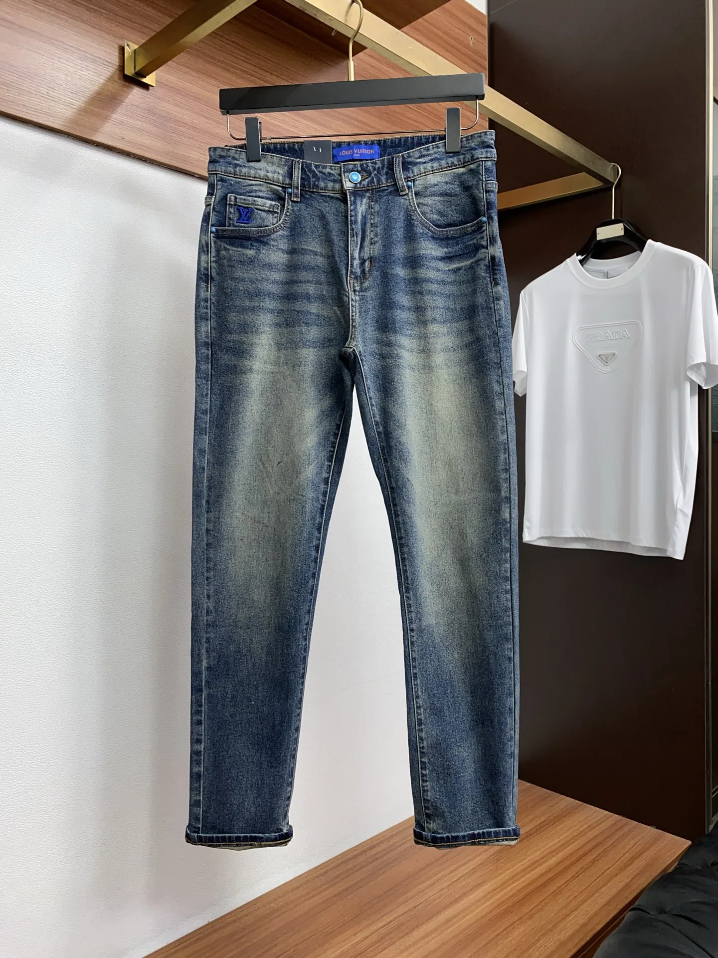 LV 27FW WBOJRAP 032 데님팬츠