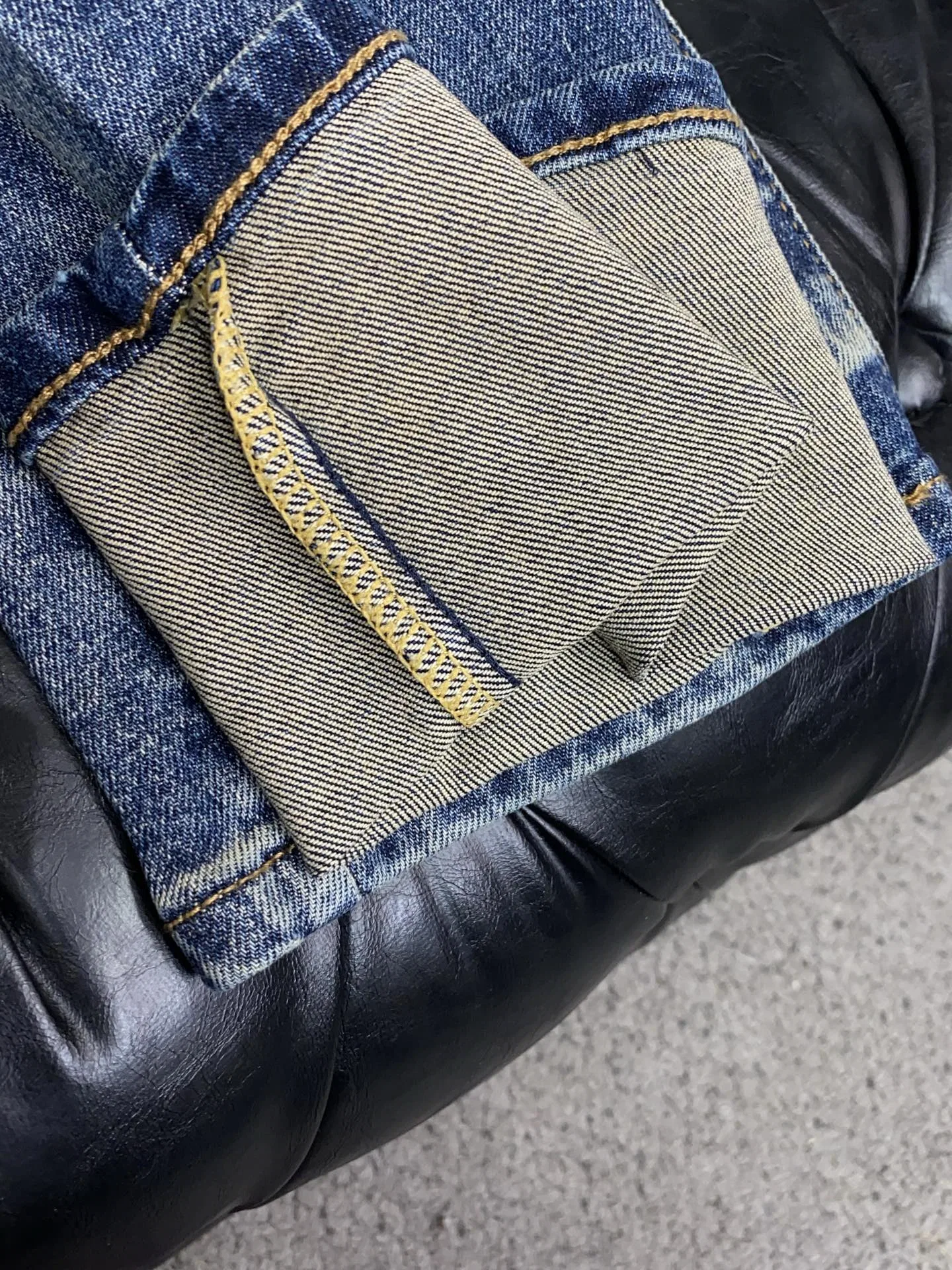 LV 27FW WBOJRAP 032 데님팬츠 6