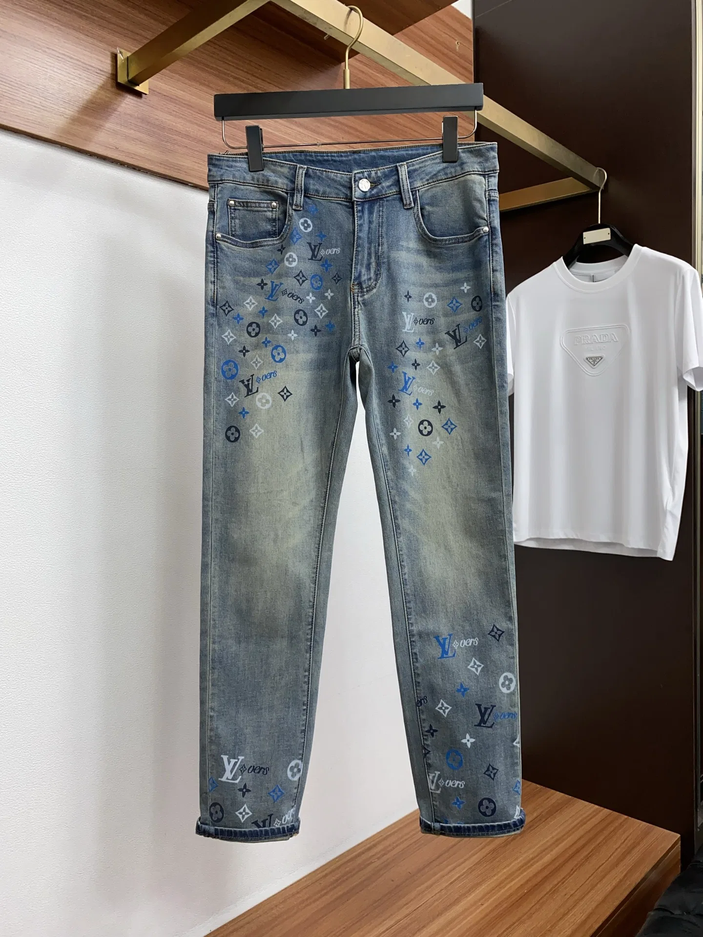 LV 27FW WBOJRAP 061 데님팬츠