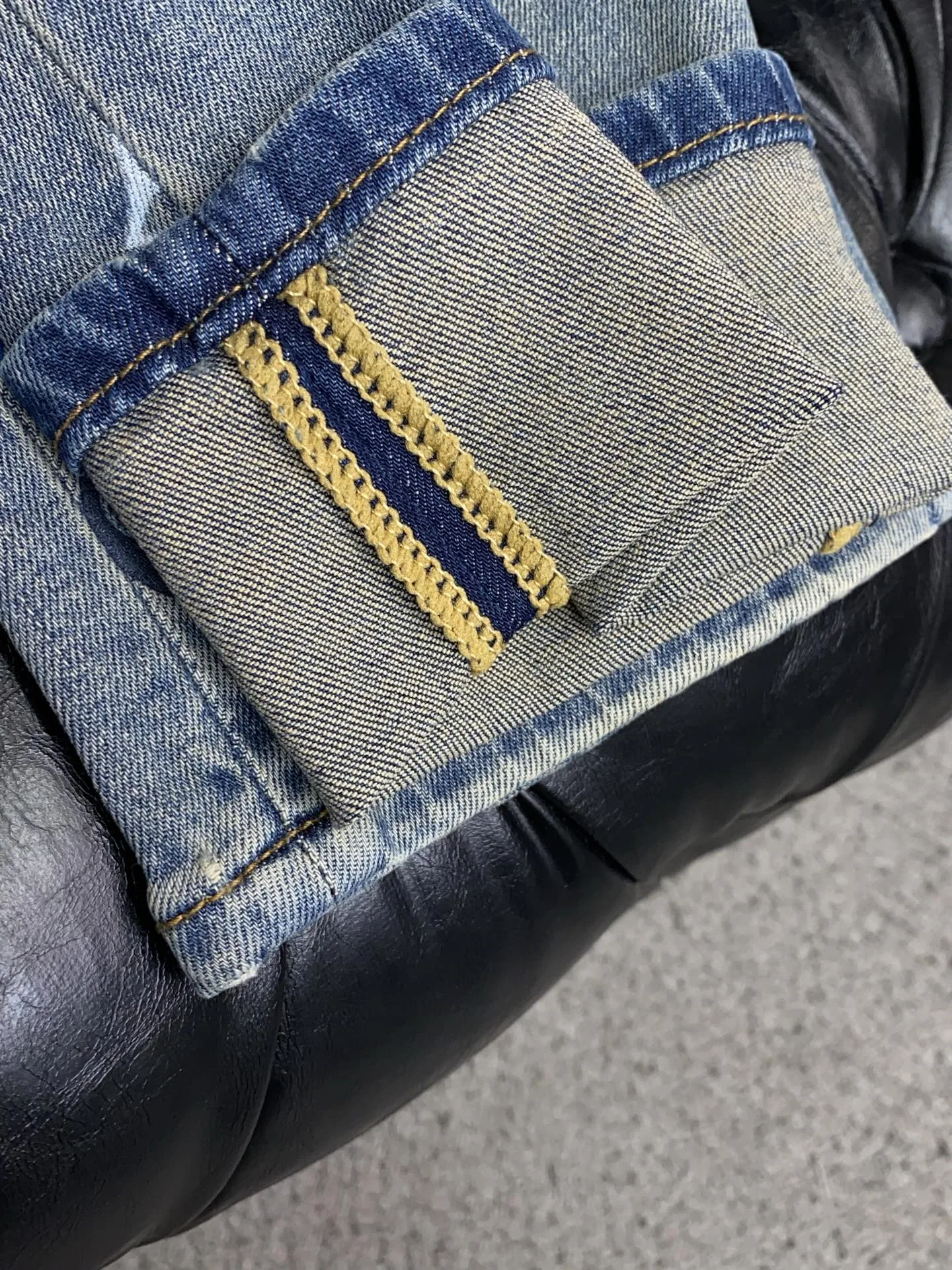 LV 27FW WBOJRAP 061 데님팬츠 6