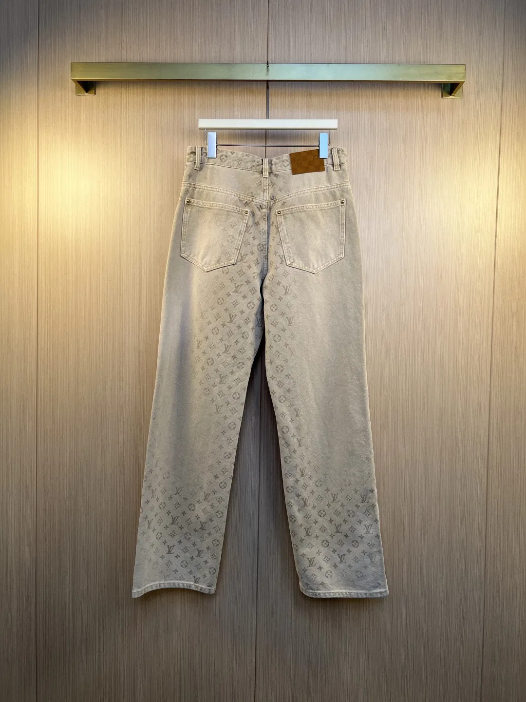 LV 27FW WBOJRAP 062 데님팬츠 5