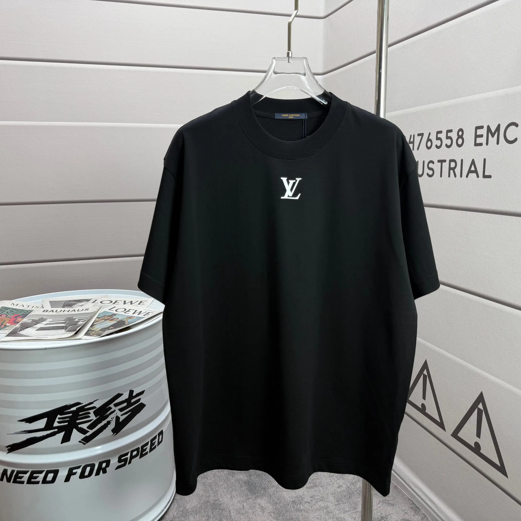 LV 27FW XCJJSKI 001 반팔티셔츠