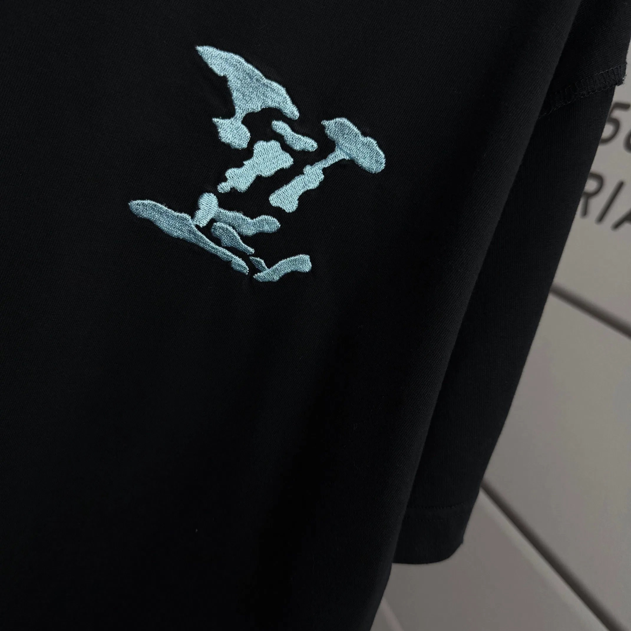 LV 27FW XCJJSKI 002 반팔티셔츠 4
