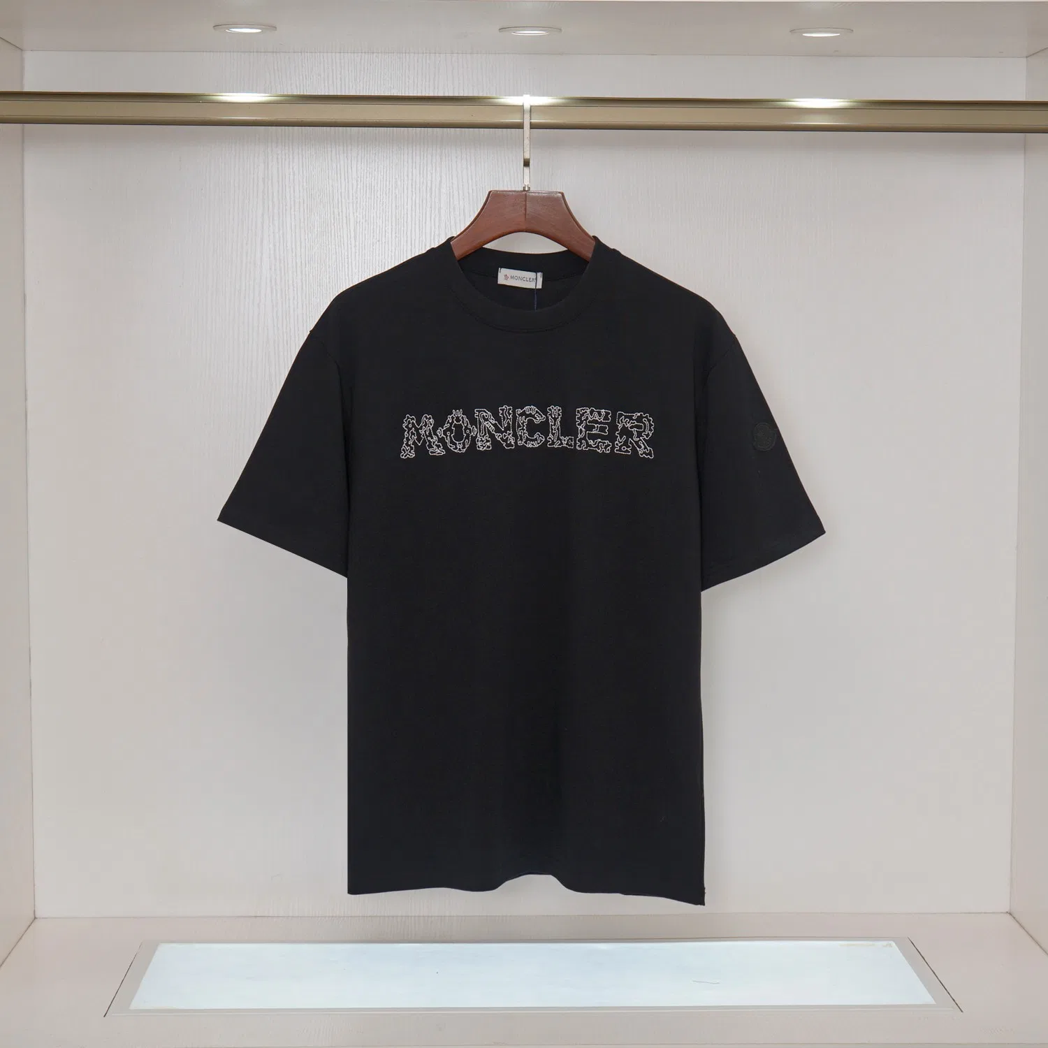 MC 27FW HIOSBQH 001 반팔티셔츠 5
