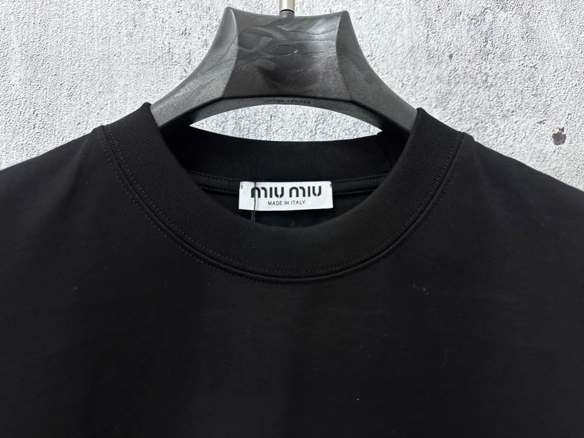 MIU 27FW DJHWJSS 008 반팔티셔츠 3