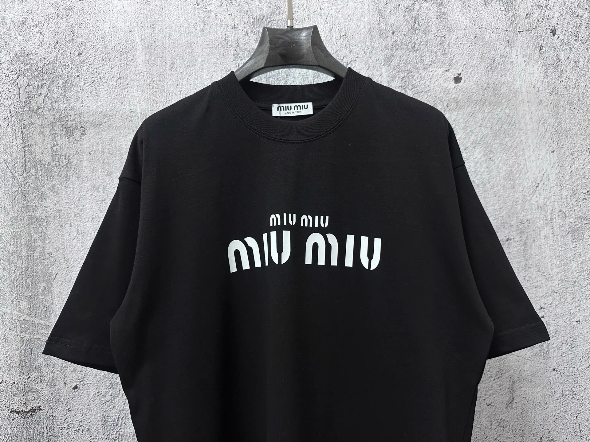 MIU 27FW DJHWJSS 008 반팔티셔츠 4