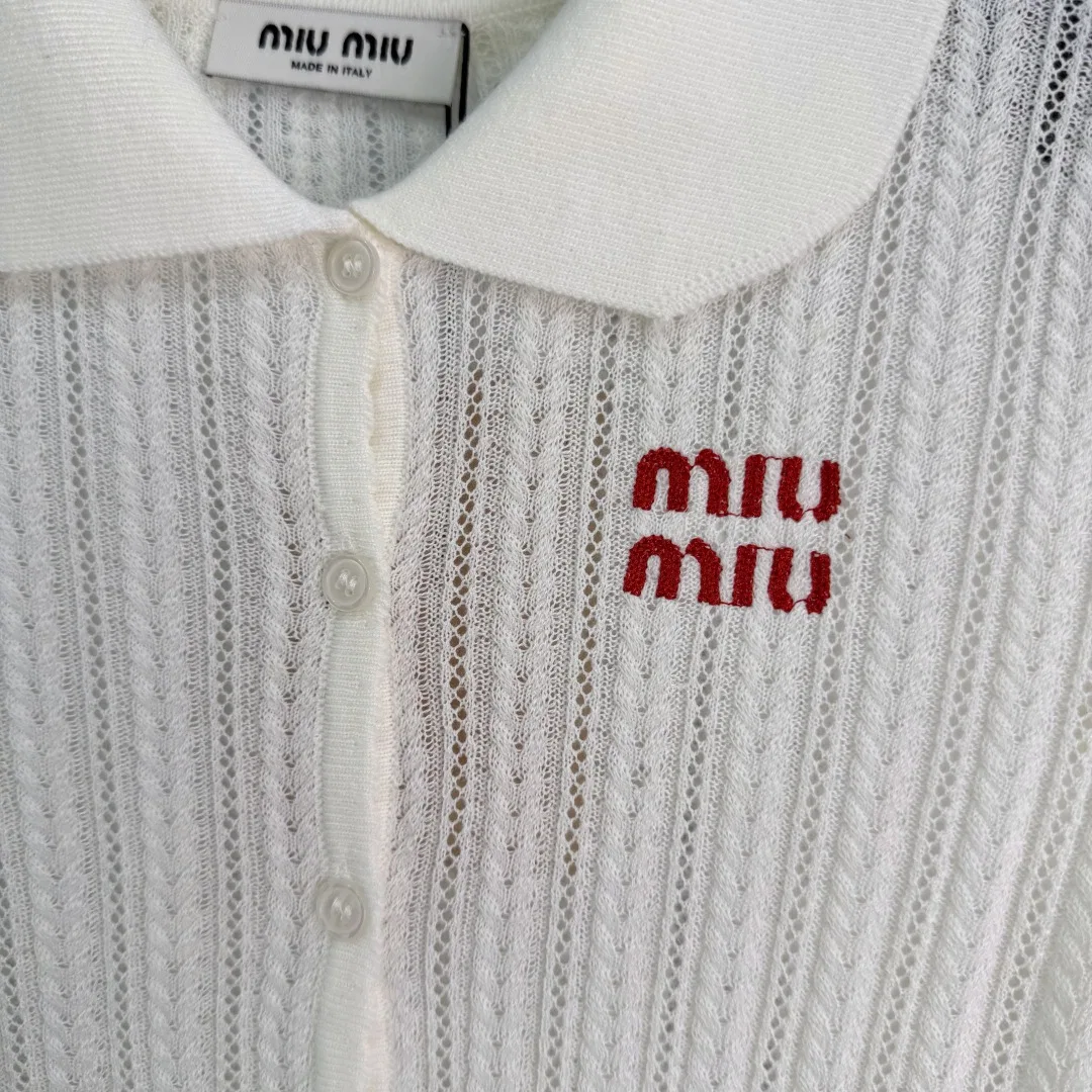 MIU 27FW FAYYDZK 006 폴로긴팔티셔츠 6