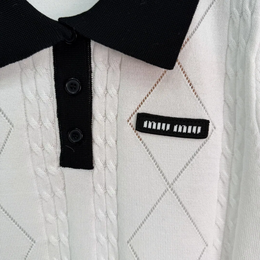 MIU 27FW FAYYDZK 007 폴로반팔티셔츠 5