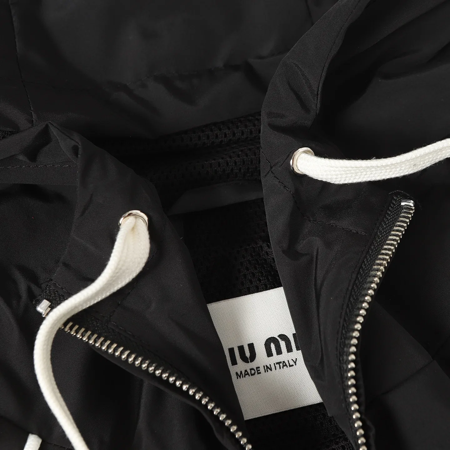 MIU 27FW LAGCTFP 001 후드자켓 5