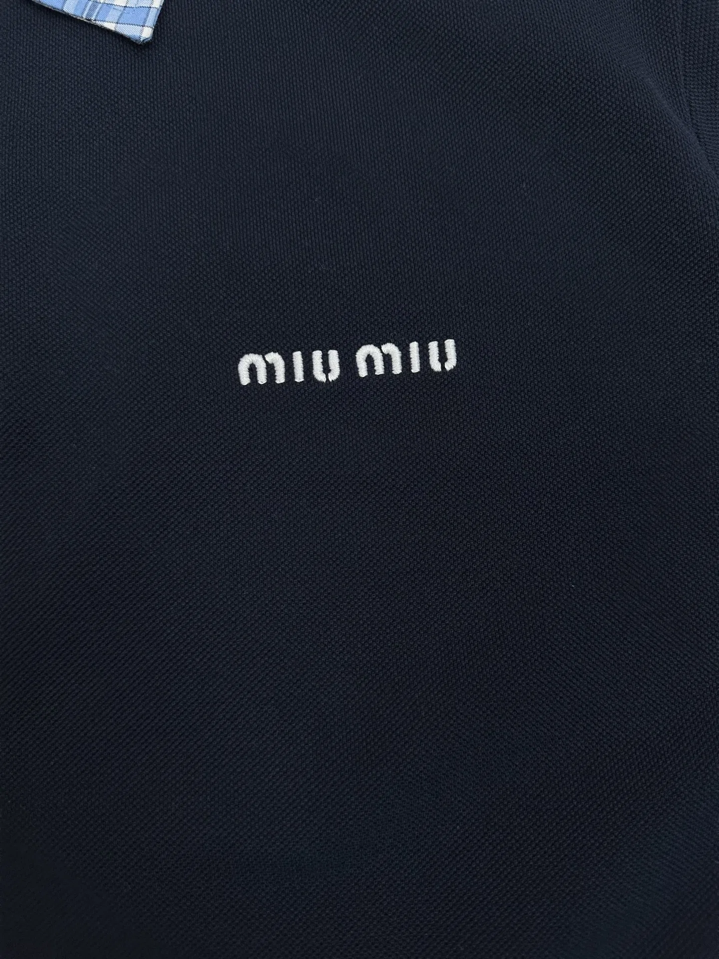 MIU 27FW MMAKOWG 002 폴로반팔티셔츠 6