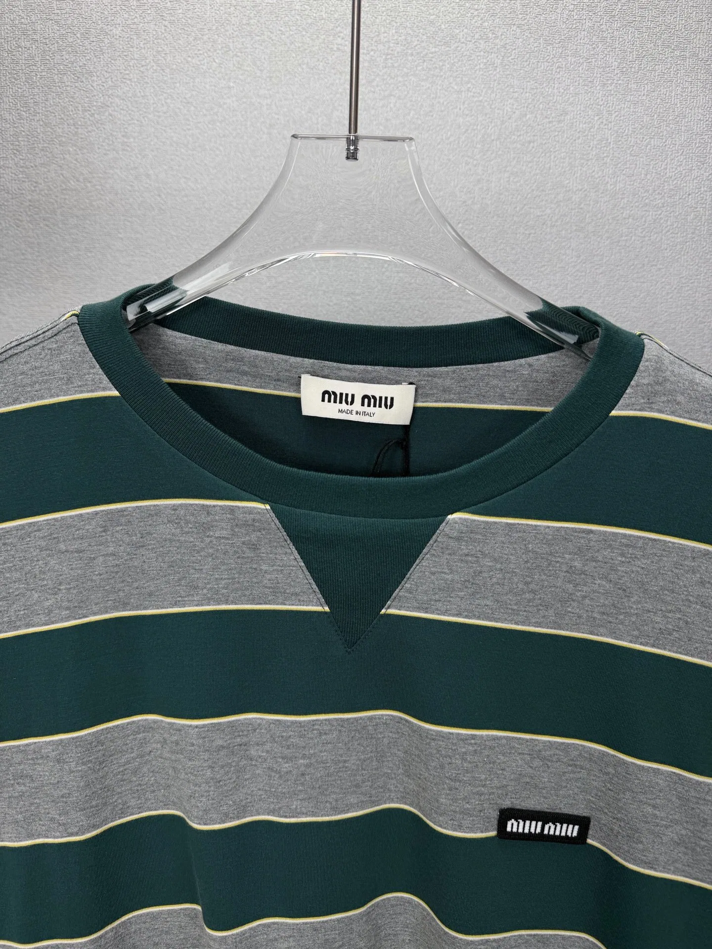 MIU 27FW MMAKOWG 003 맨투맨 3