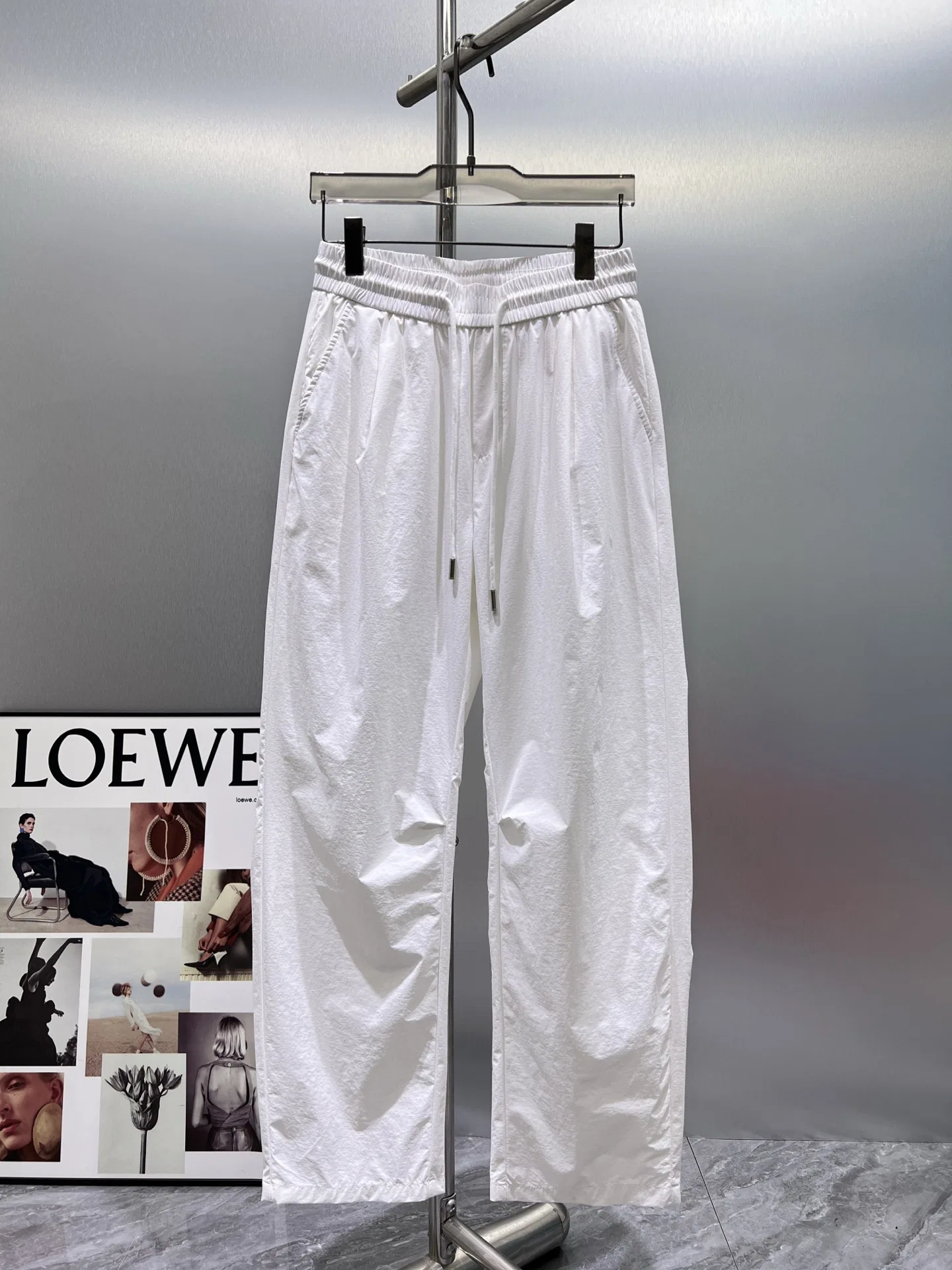 MIU 27FW NWHAHGY 002 스웻팬츠 3