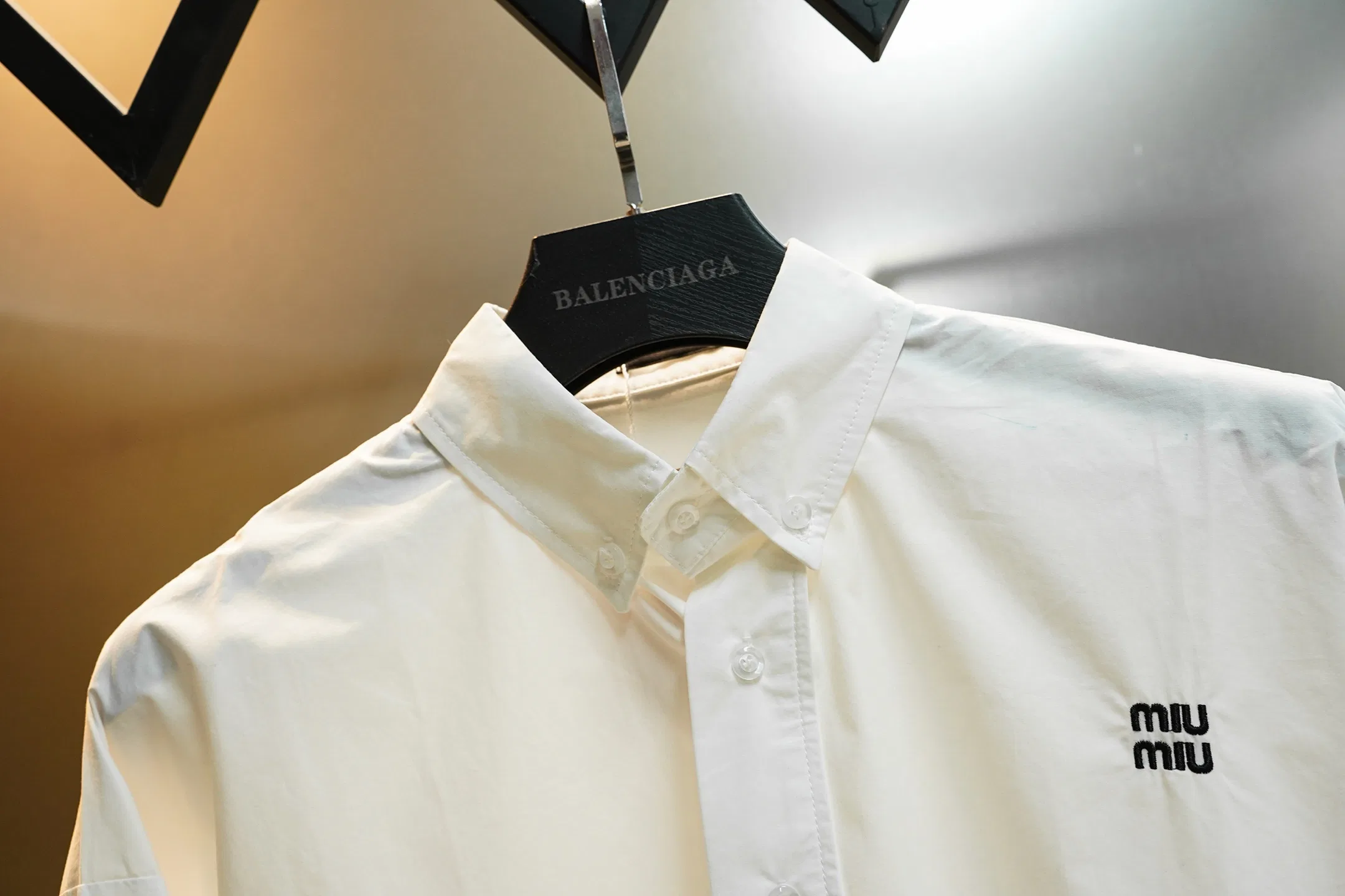 MIU 27FW PRZQRAC 004 셔츠 3