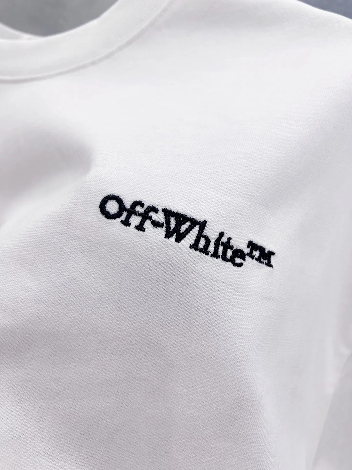 OFF 27FW IKSQQNM 004 반팔티셔츠 5