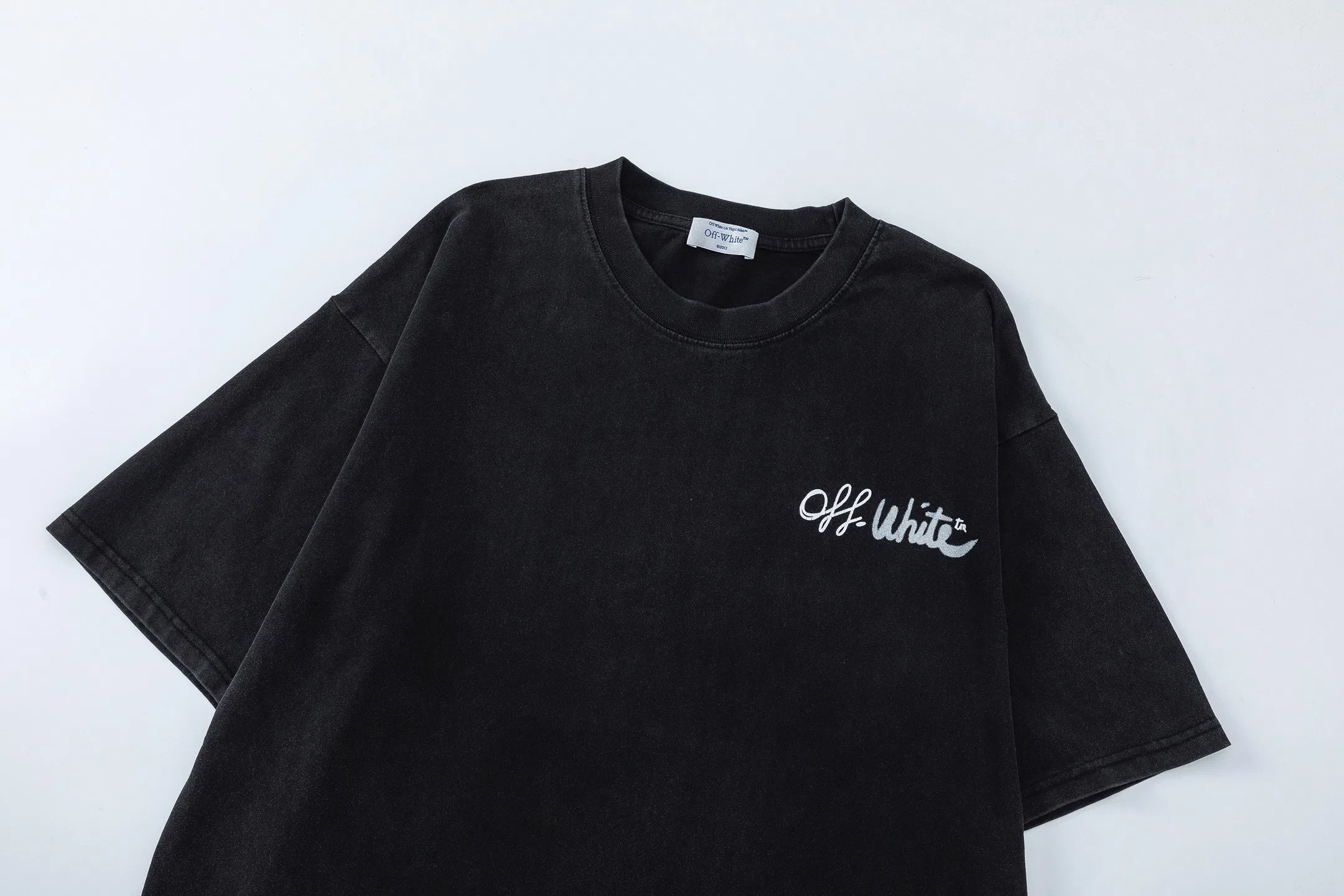 OFF 27FW IKSQQNM 012 반팔티셔츠 3