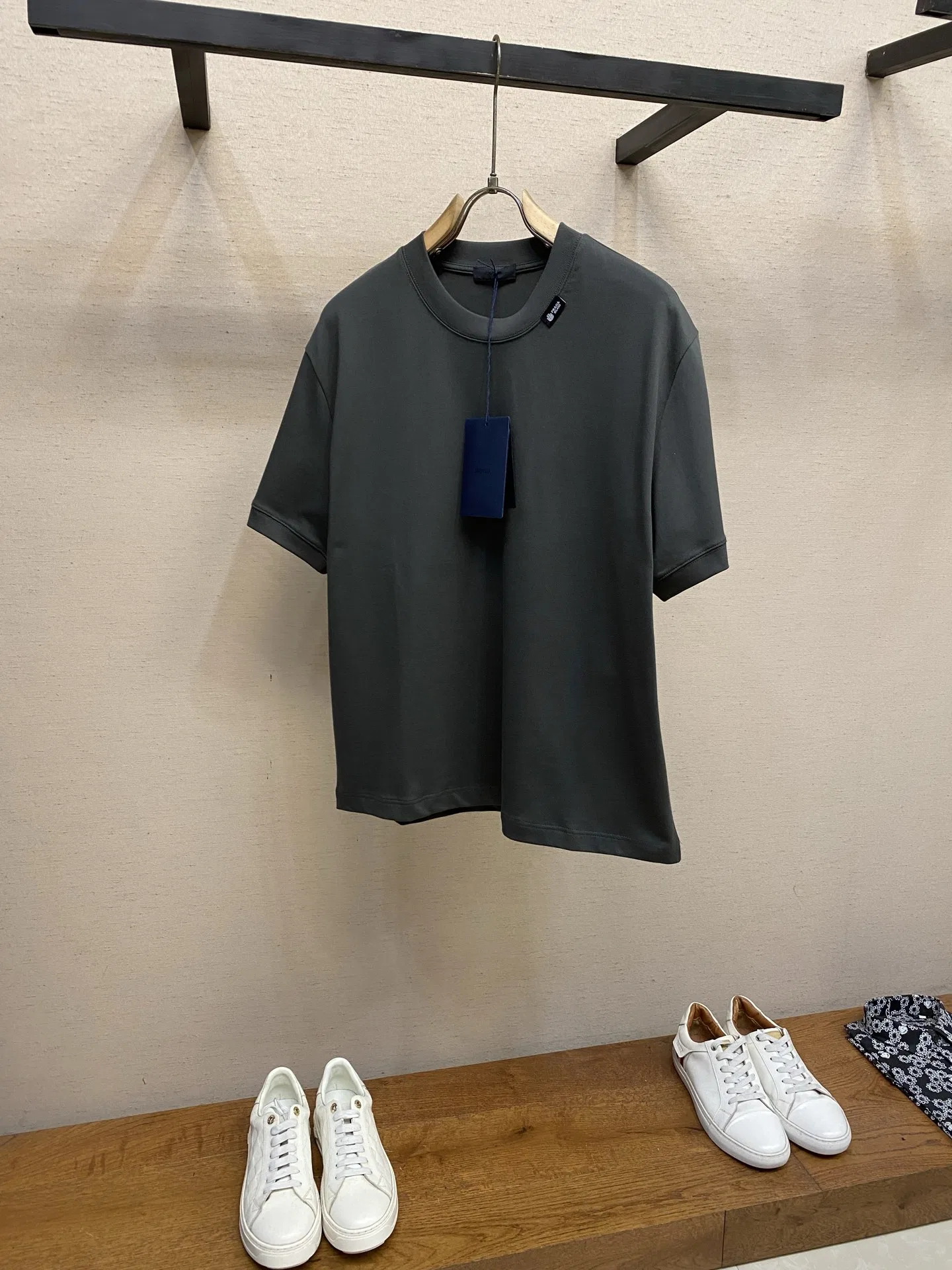 PRA 27FW AXONQXZ 002 반팔티셔츠