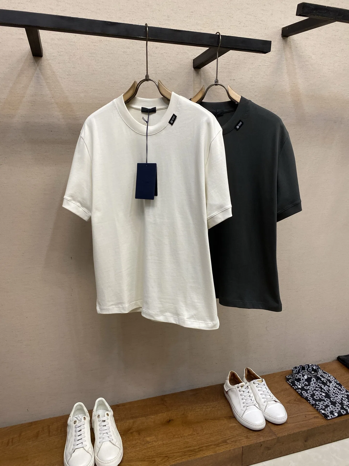 PRA 27FW AXONQXZ 002 반팔티셔츠 3