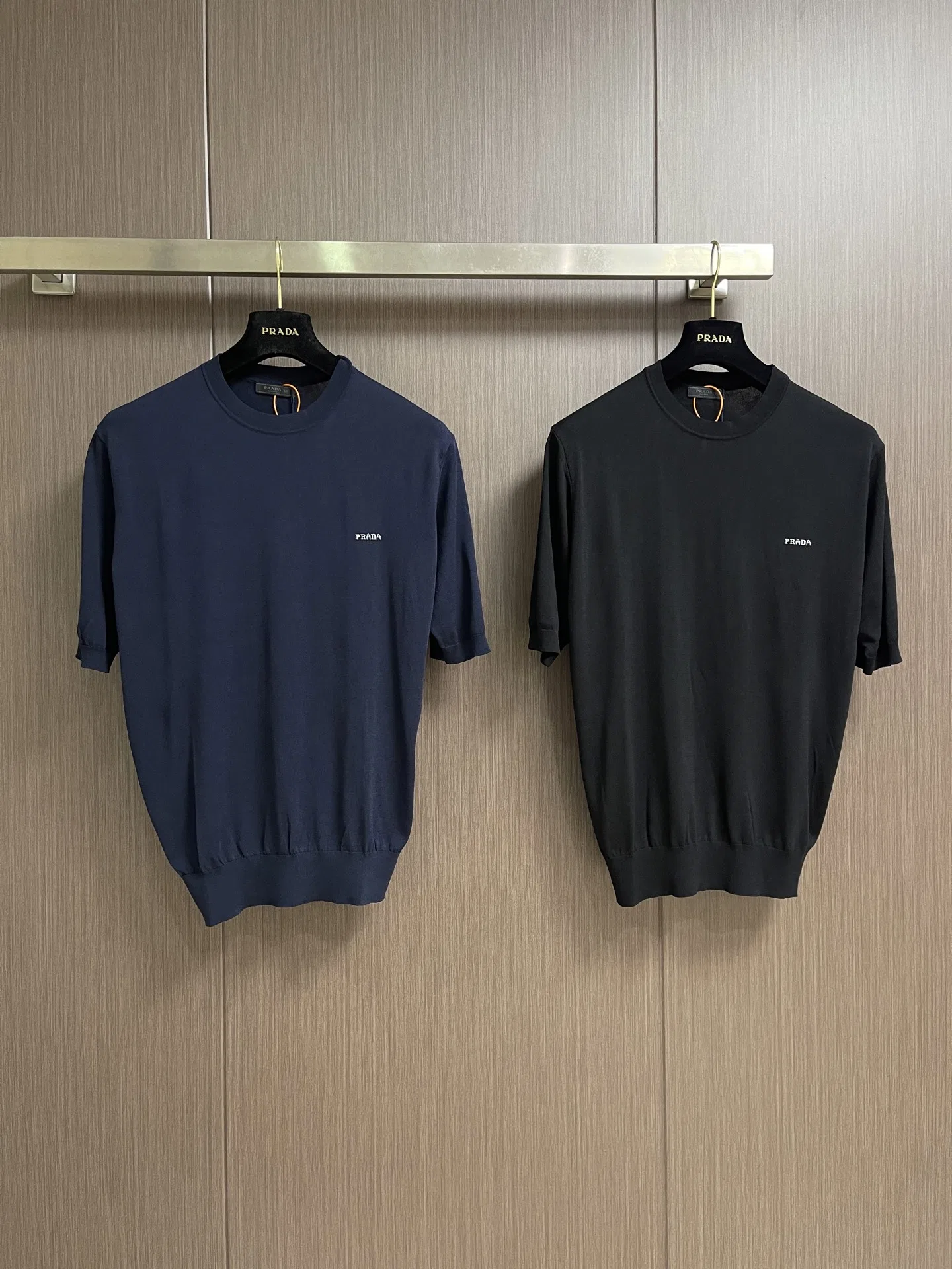 PRA 27FW AXONQXZ 008 반팔니트 3