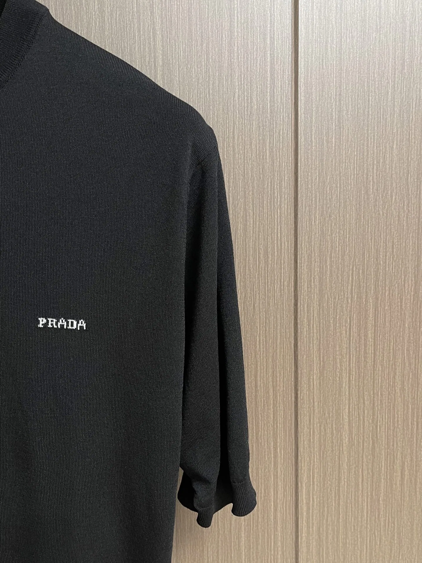 PRA 27FW AXONQXZ 008 반팔니트 4