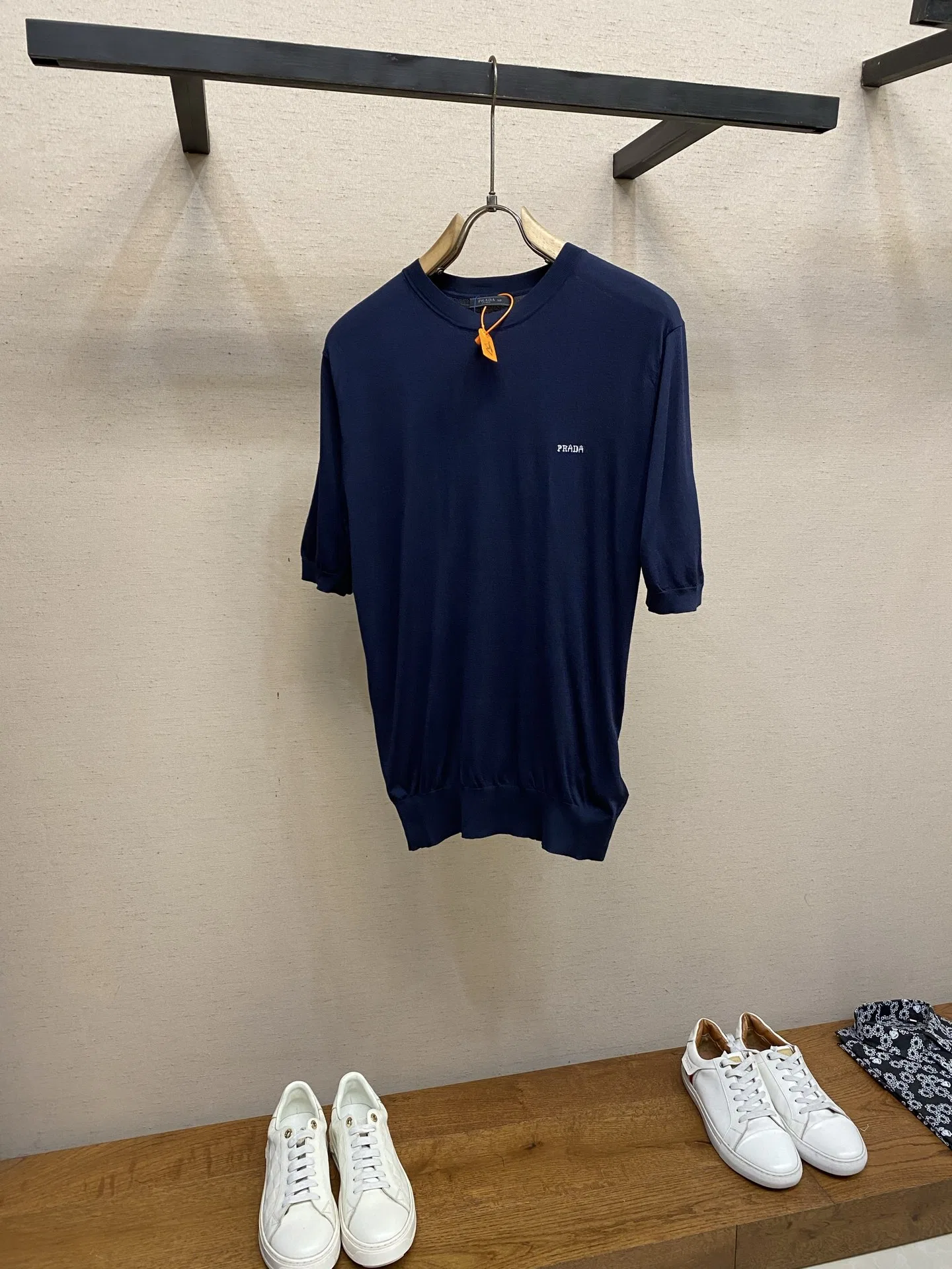 PRA 27FW AXONQXZ 028 반팔니트