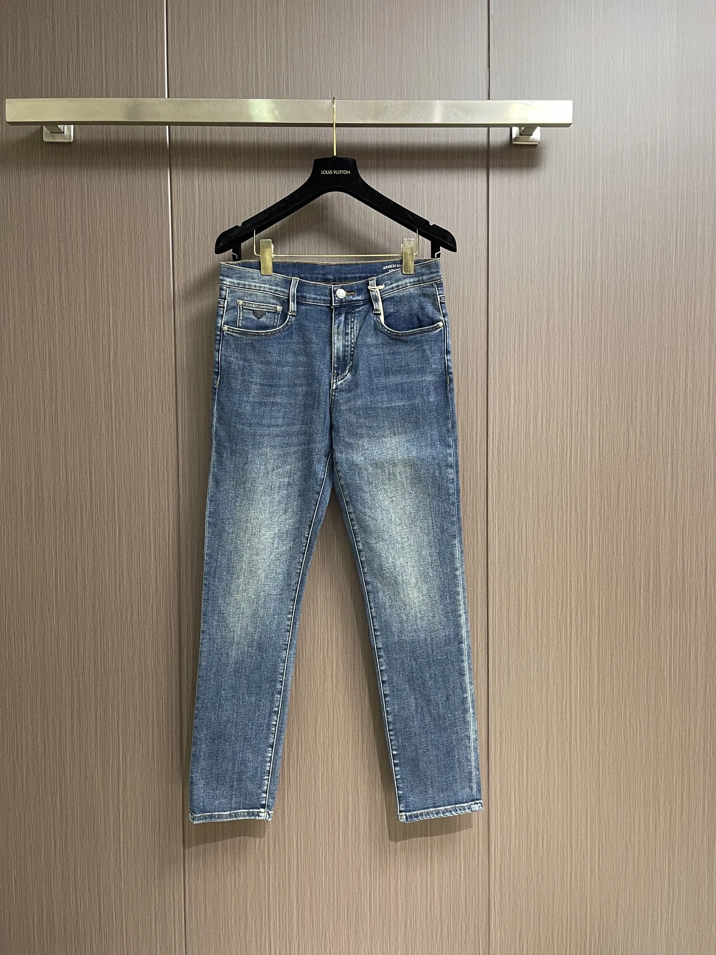 PRA 27FW AXONQXZ 053 데님팬츠