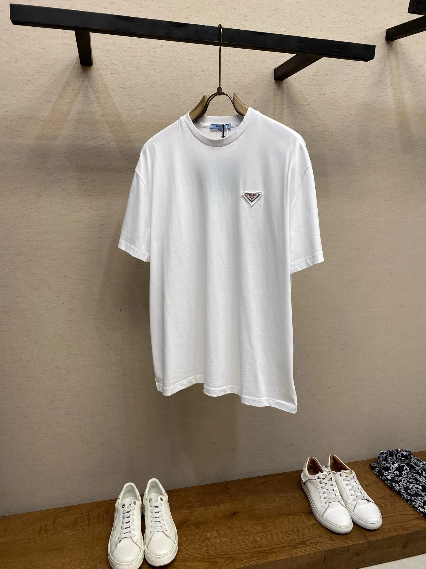 PRA 27FW AXONQXZ 074 반팔티셔츠