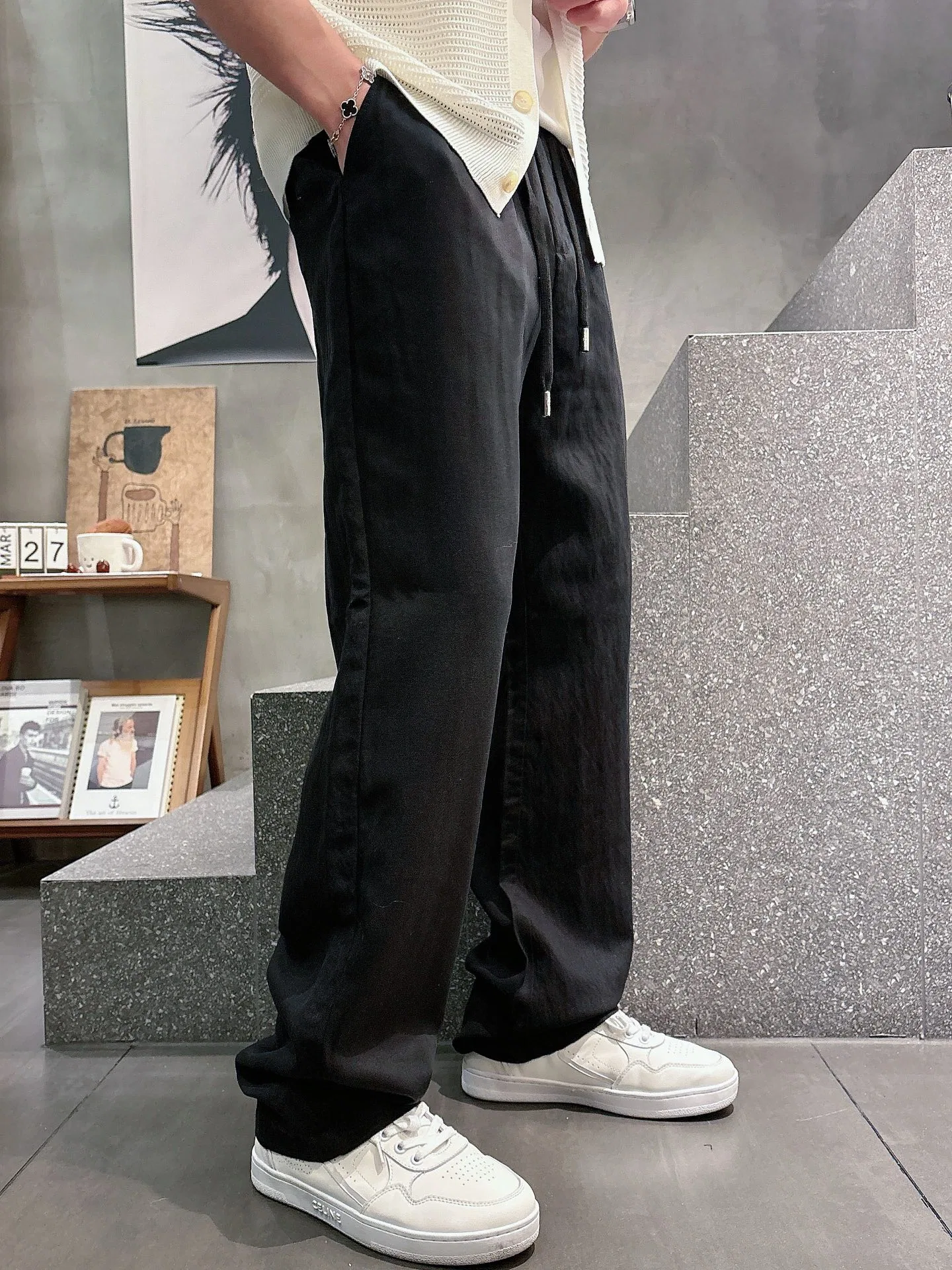 PRA 27FW GBXDNDJ 011 스웻팬츠 5