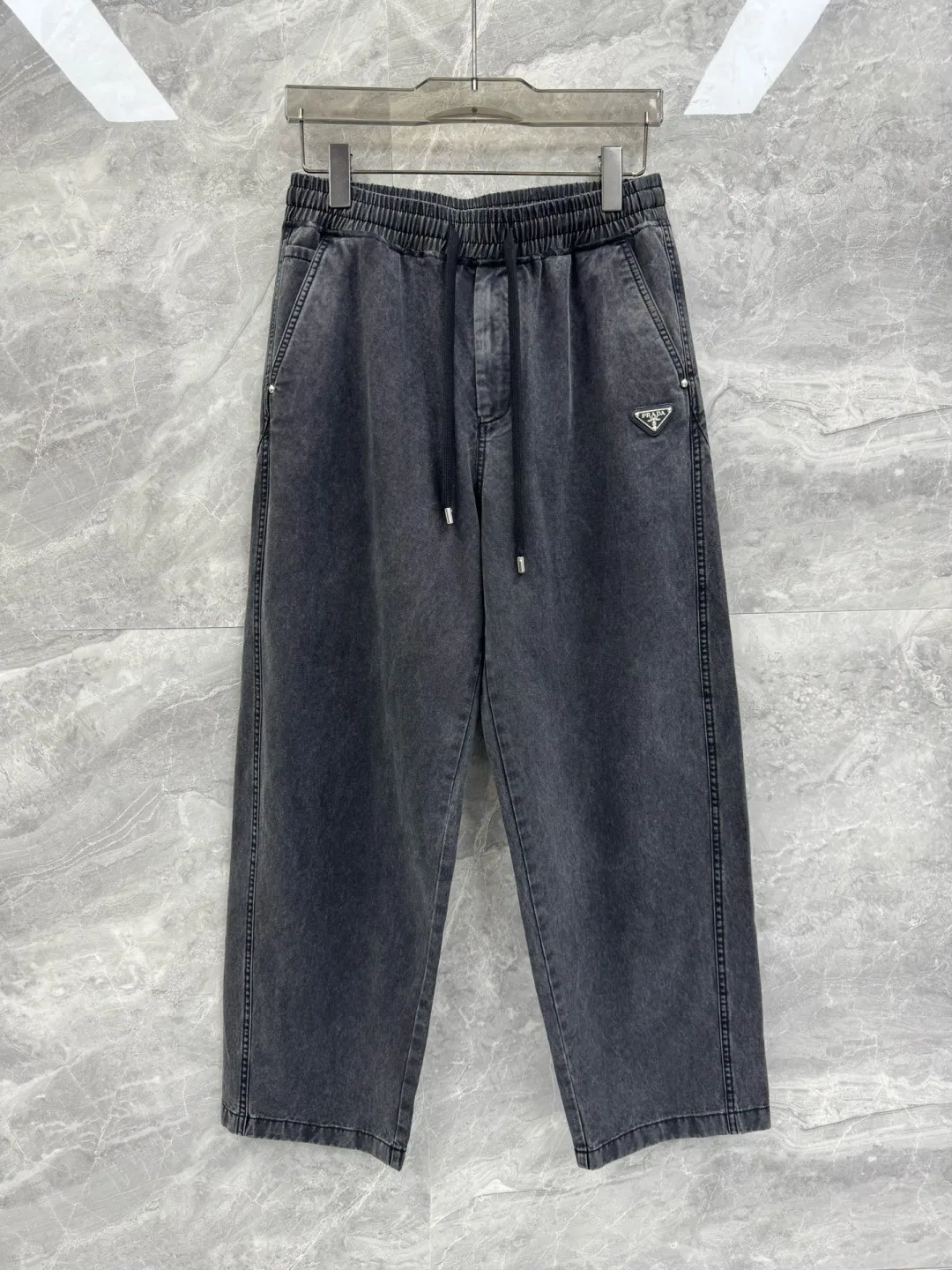 PRA 27FW HEQHVUV 007 스웻팬츠
