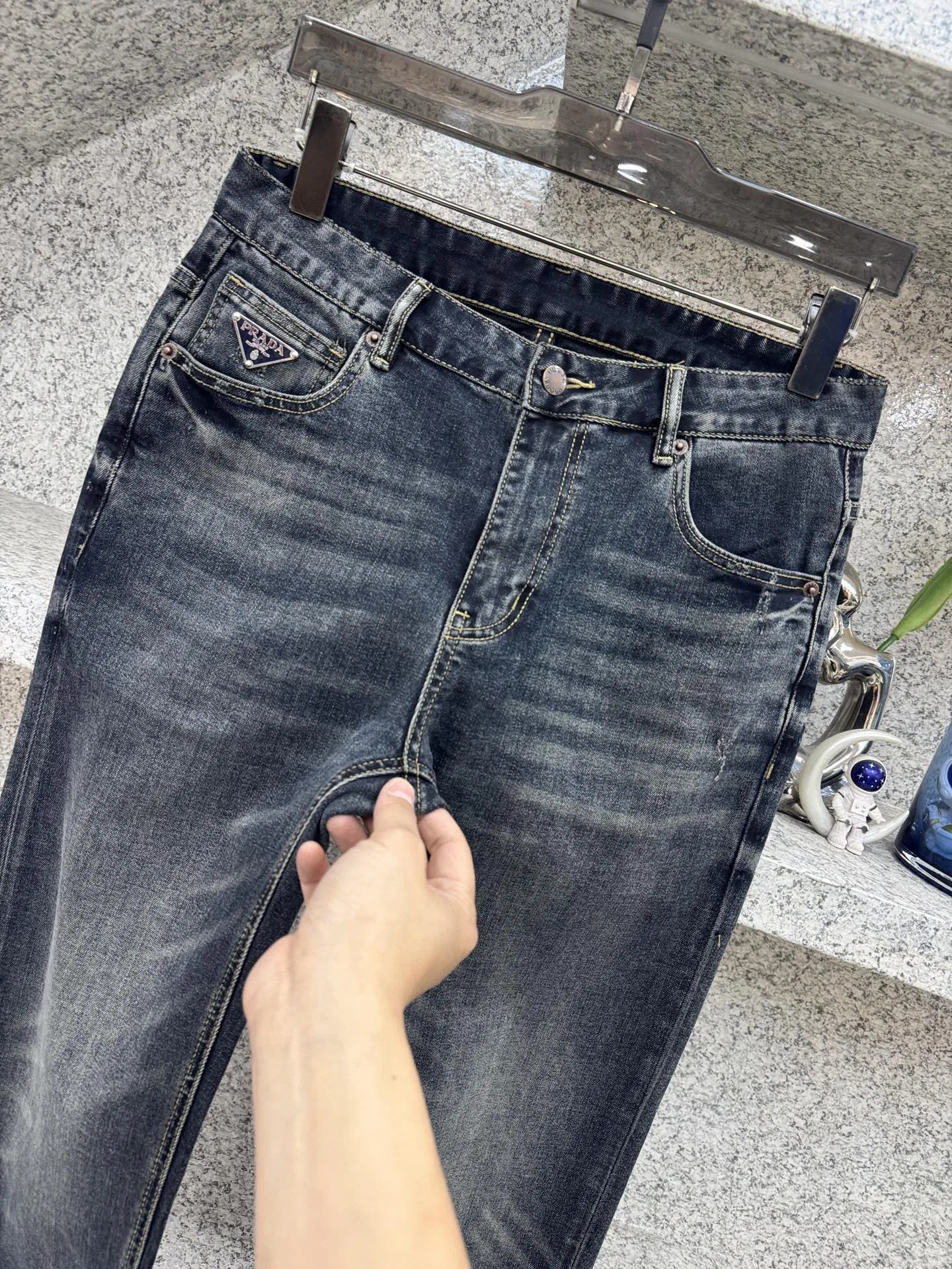 PRA 27FW HEQHVUV 017 데님팬츠 3