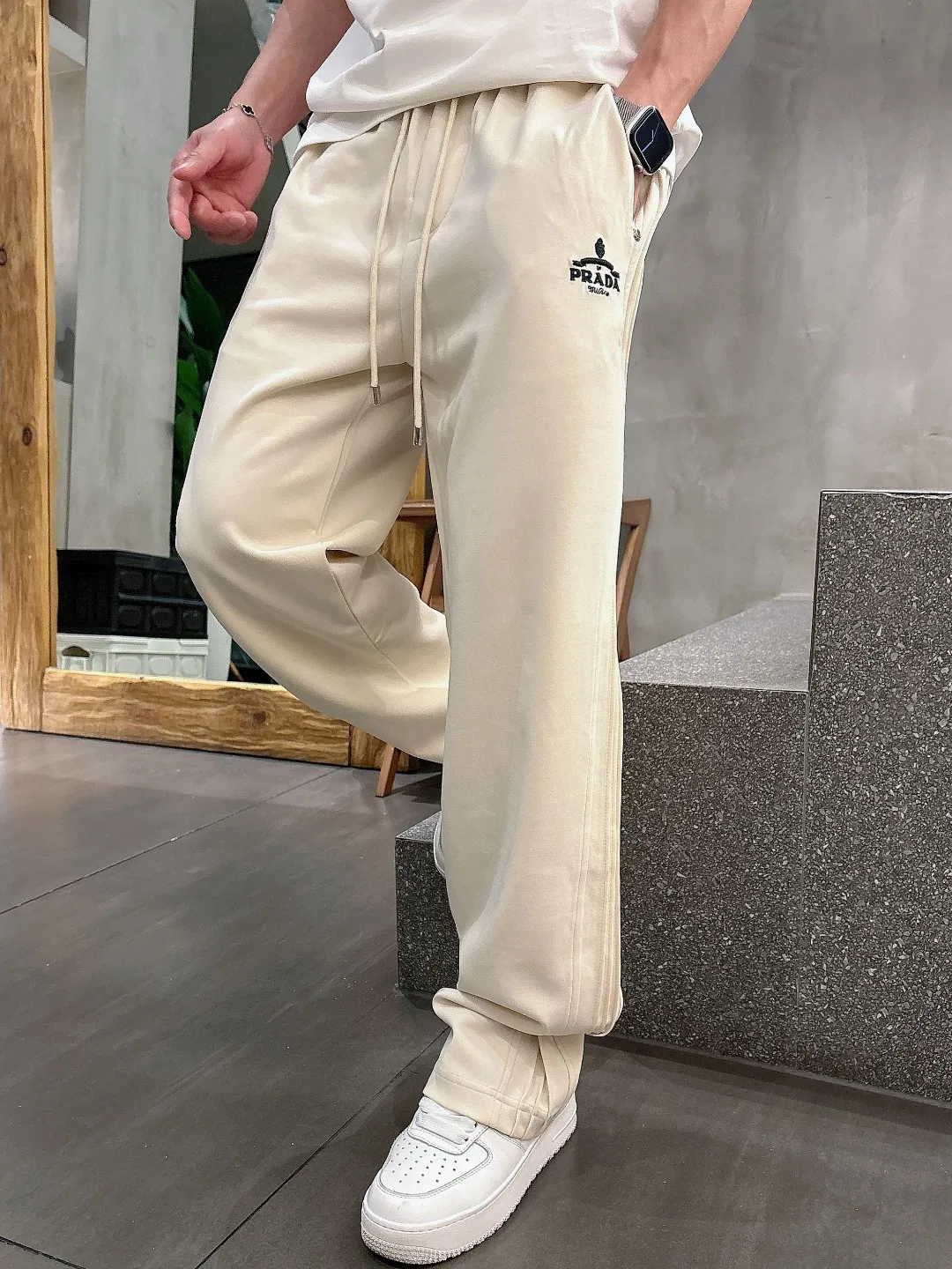 PRA 27FW HEQHVUV 030 스웻팬츠 4