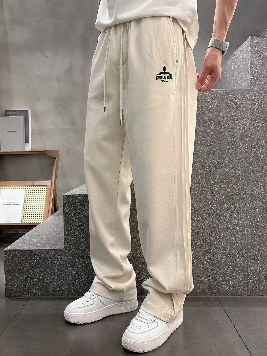 PRA 27FW HEQHVUV 030 스웻팬츠 5