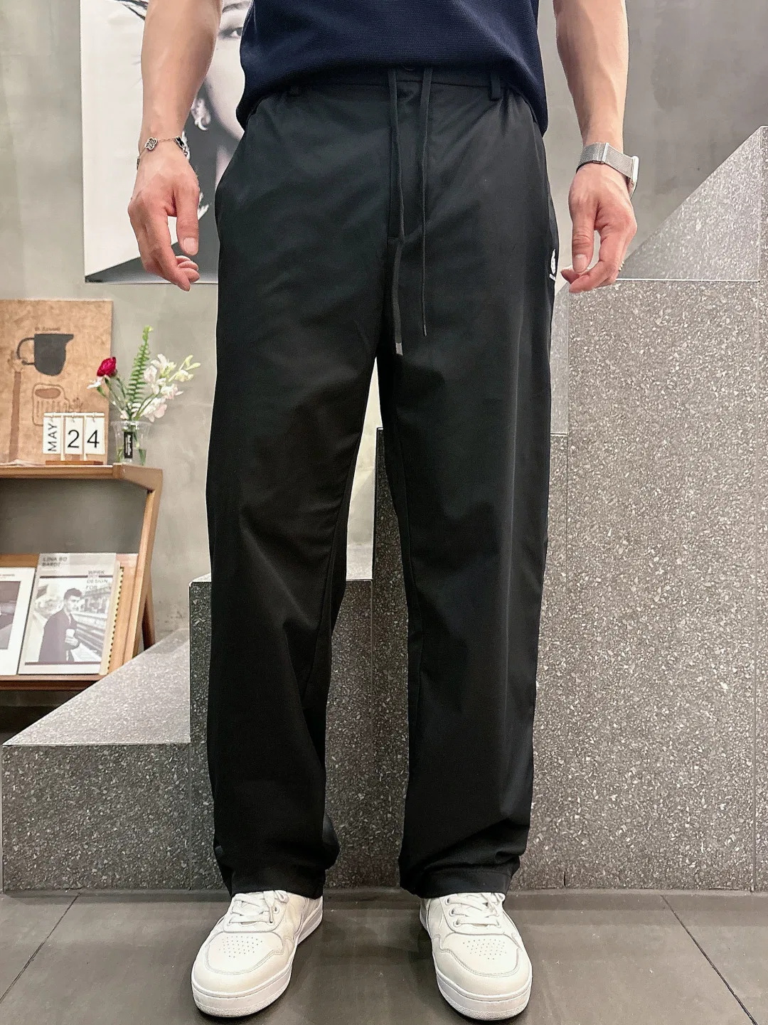 PRA 27FW HIIAHKH 004 스웻팬츠