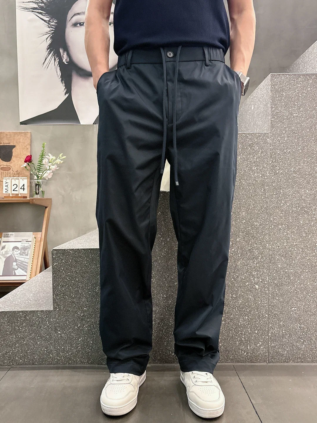 PRA 27FW HIIAHKH 005 스웻팬츠
