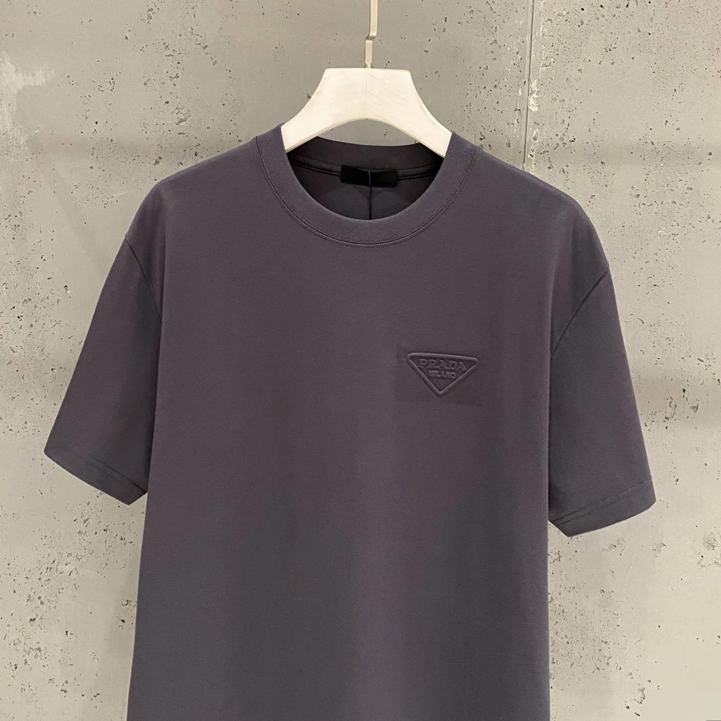 PRA 27FW IQSWCGA 007 반팔티셔츠 3
