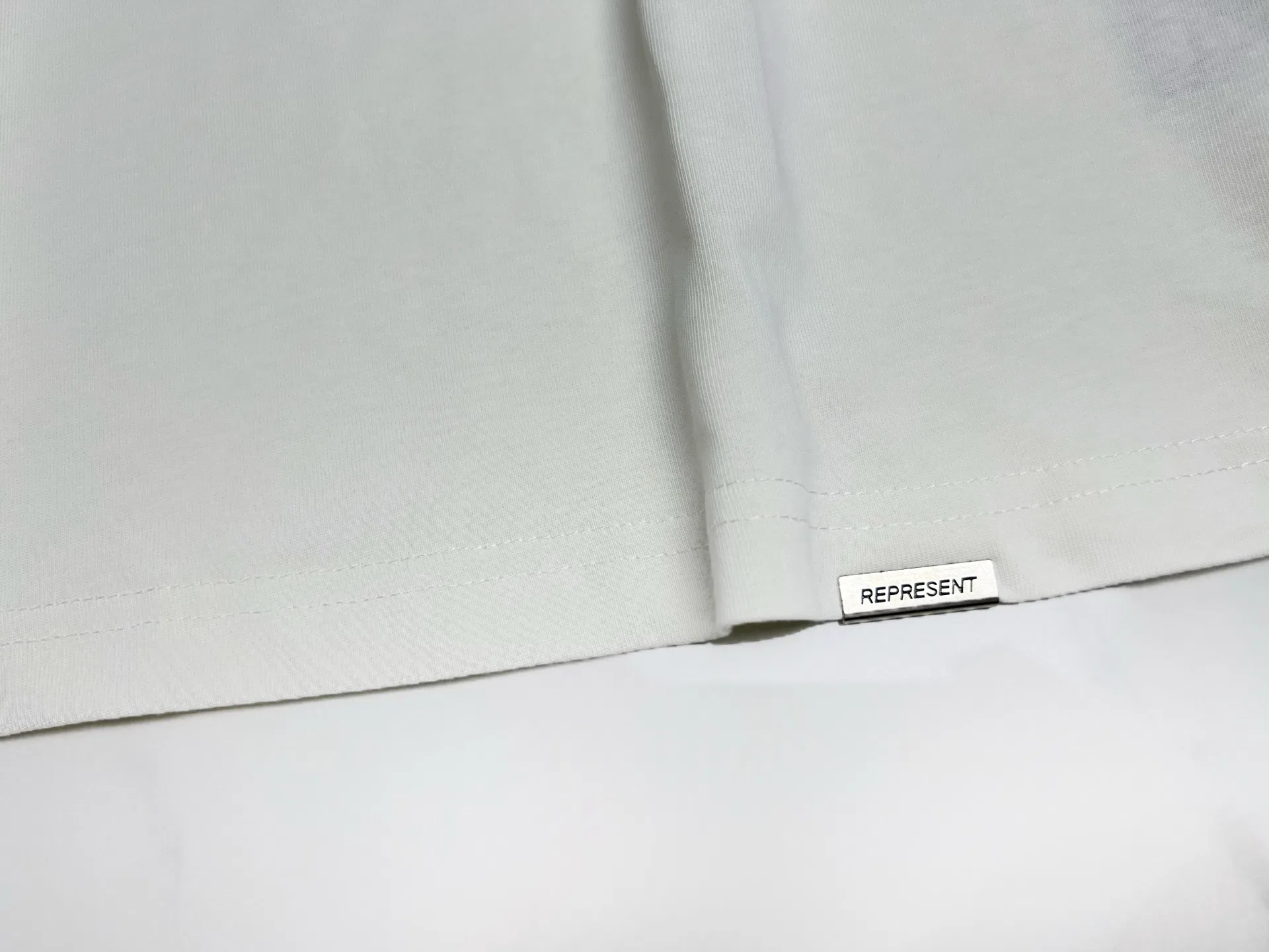 REPRESENT 27FW FHUKJFA 001 반팔티셔츠 5