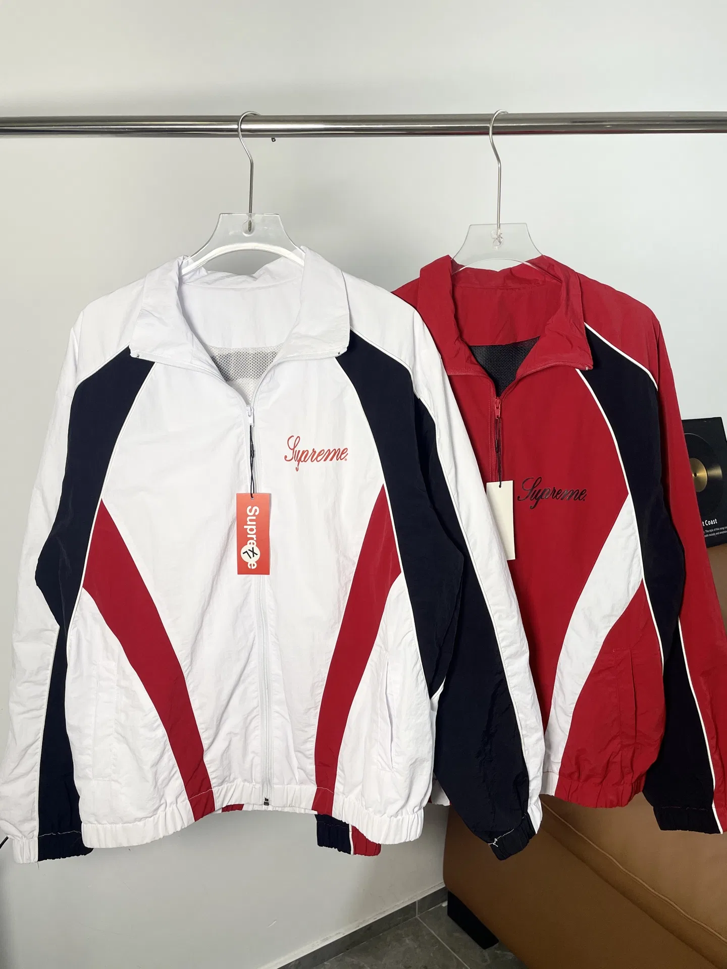 SUPRE 27FW NYZEWSF 040 자켓 3