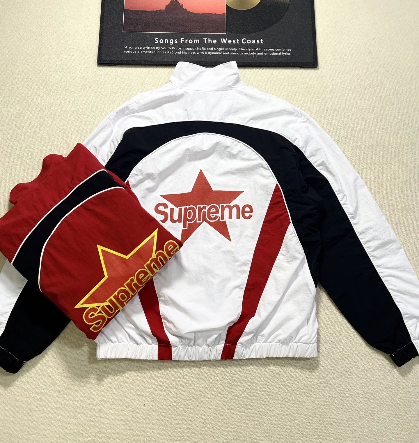 SUPRE 27FW NYZEWSF 040 자켓 6