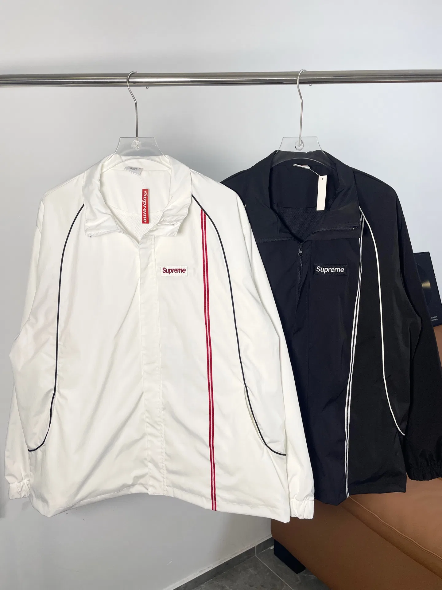 SUPRE 27FW NYZEWSF 041 자켓