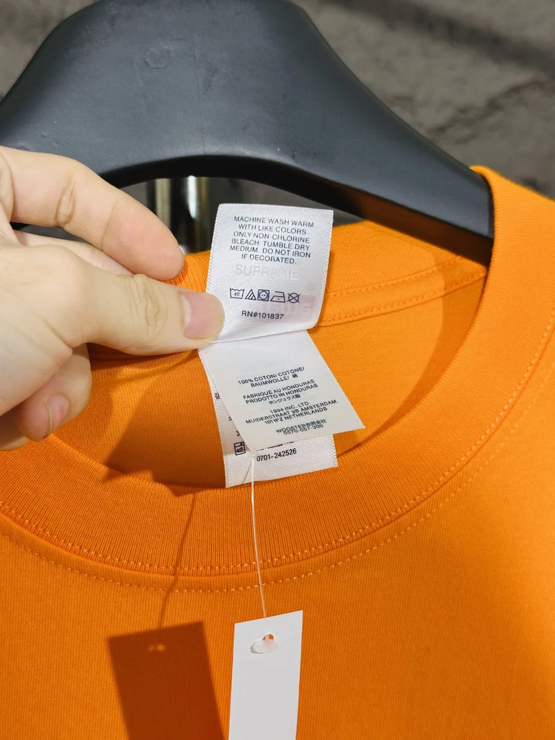 SUPRE 27FW WNUMCHF 002 반팔티셔츠 4