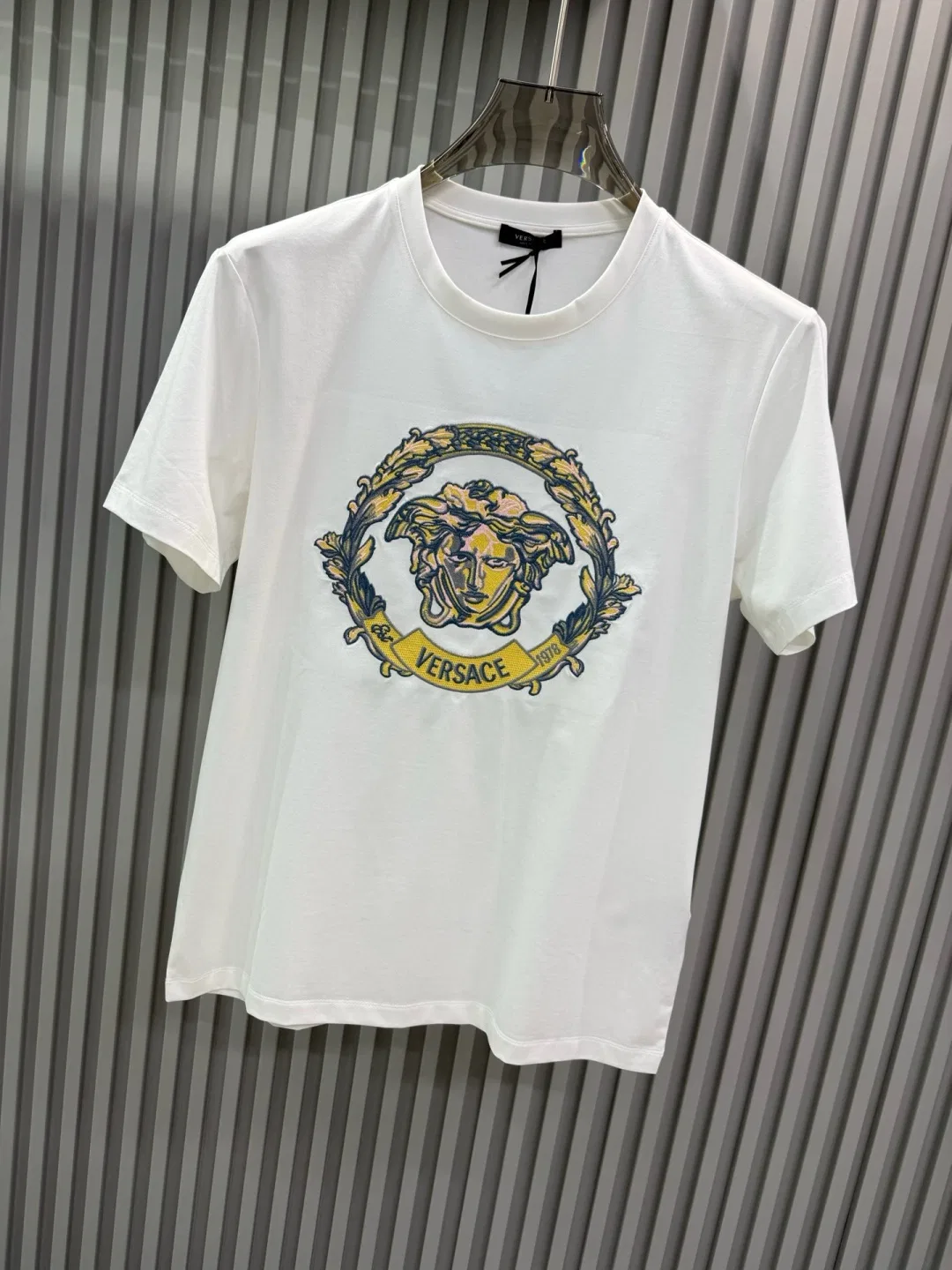 VER 27FW IUHISYQ 001 반팔티셔츠 3