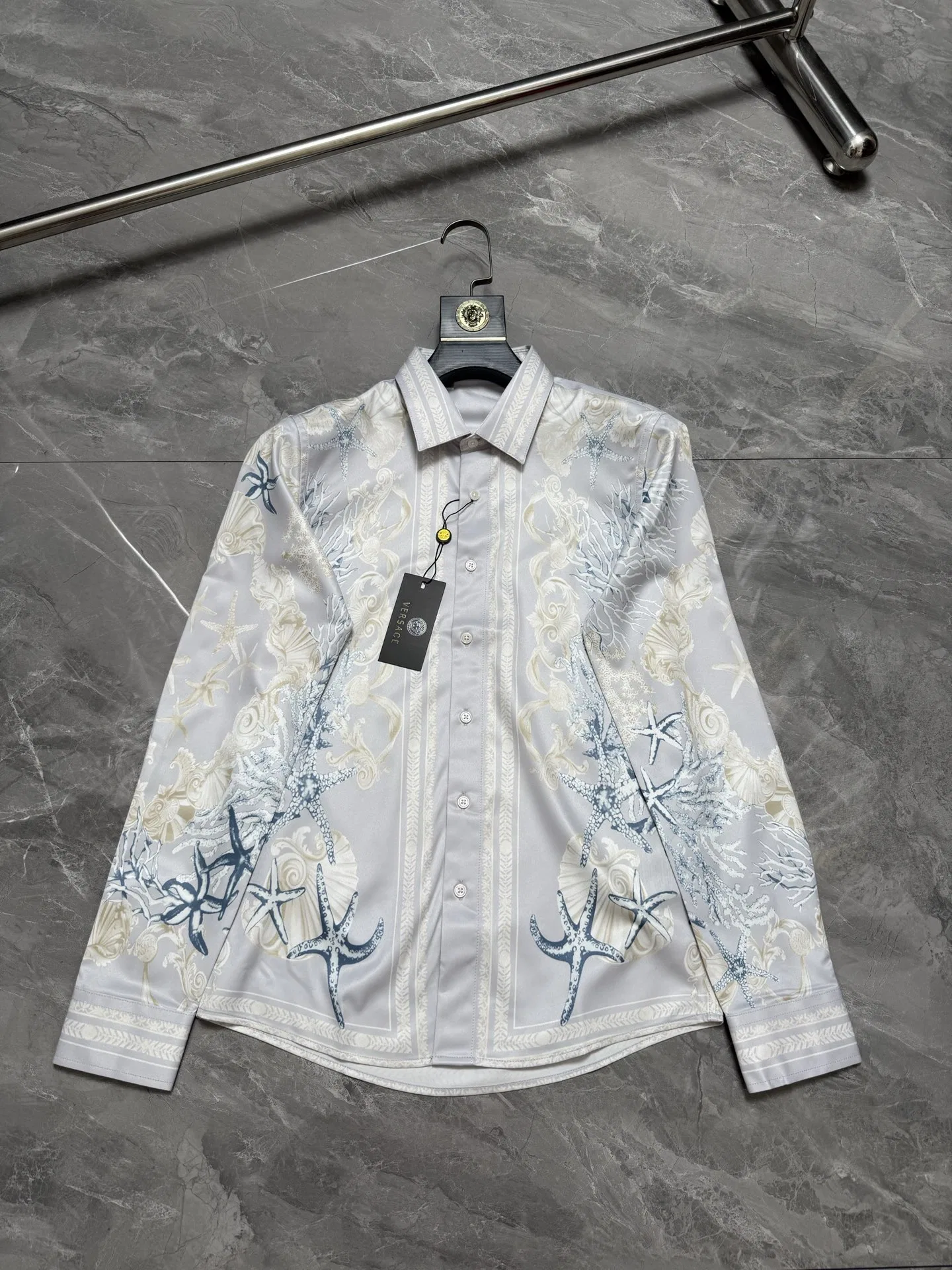 VER 27FW QVMOVCT 009 셔츠