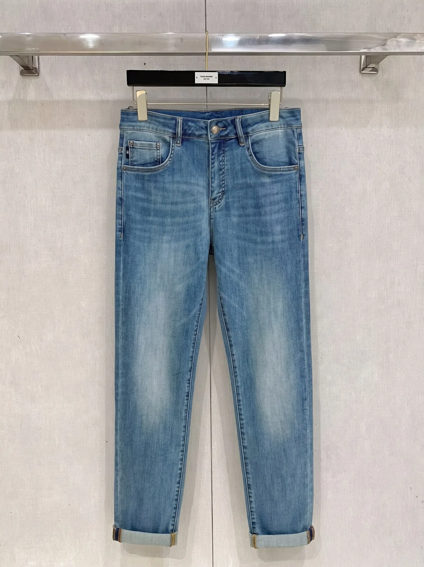 VER 27FW QVMOVCT 012 데님팬츠