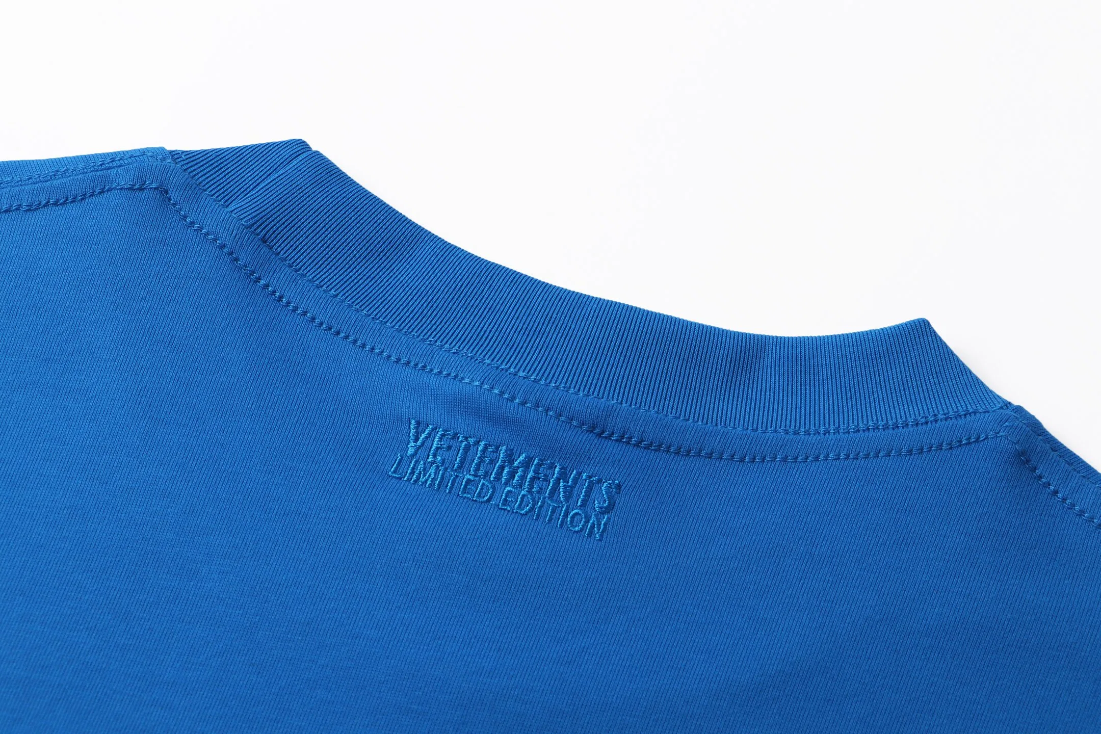 VETEMENTS 27FW GYYOCNS 013 반팔티셔츠 6