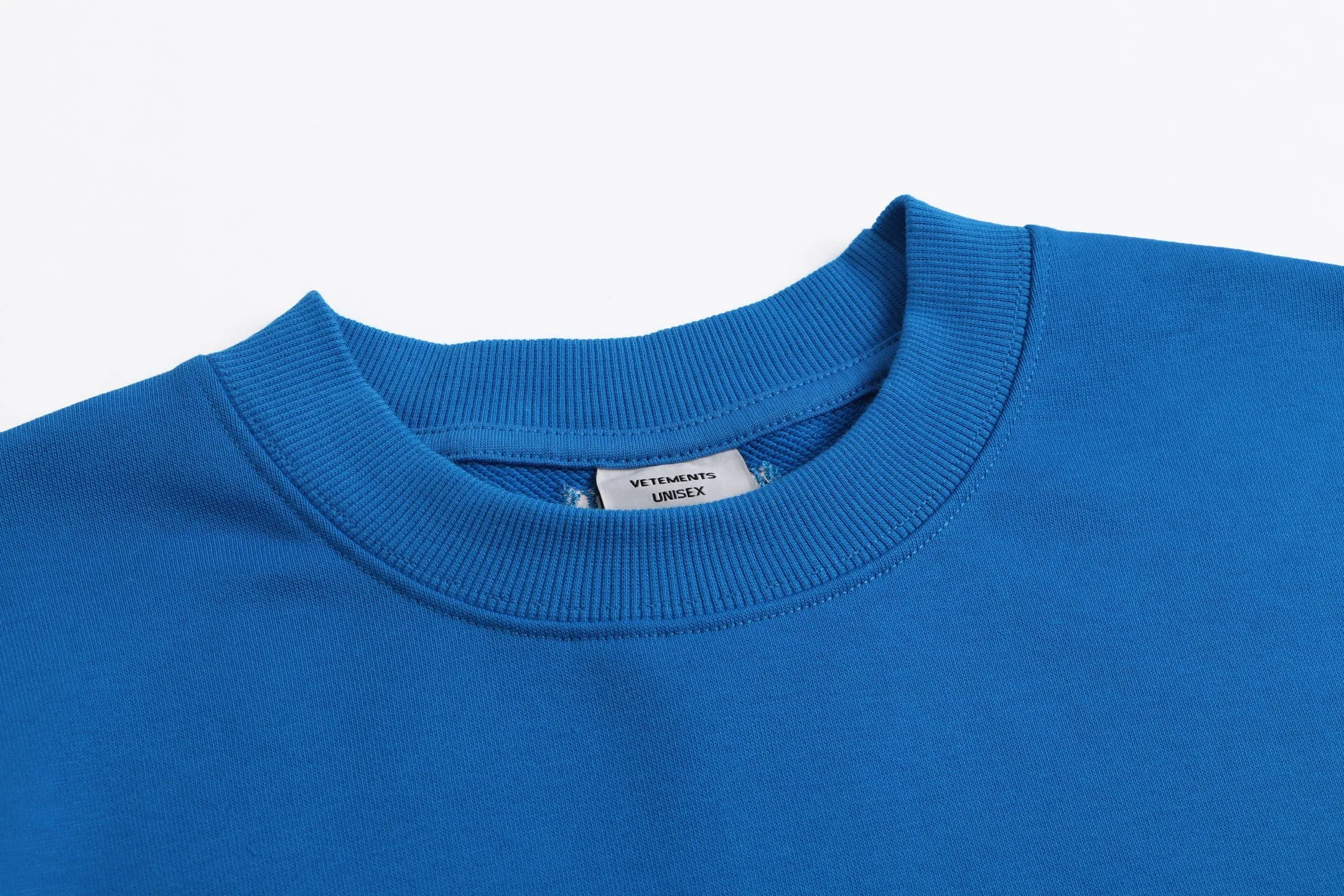 VETEMENTS 27FW GYYOCNS 020 맨투맨 3