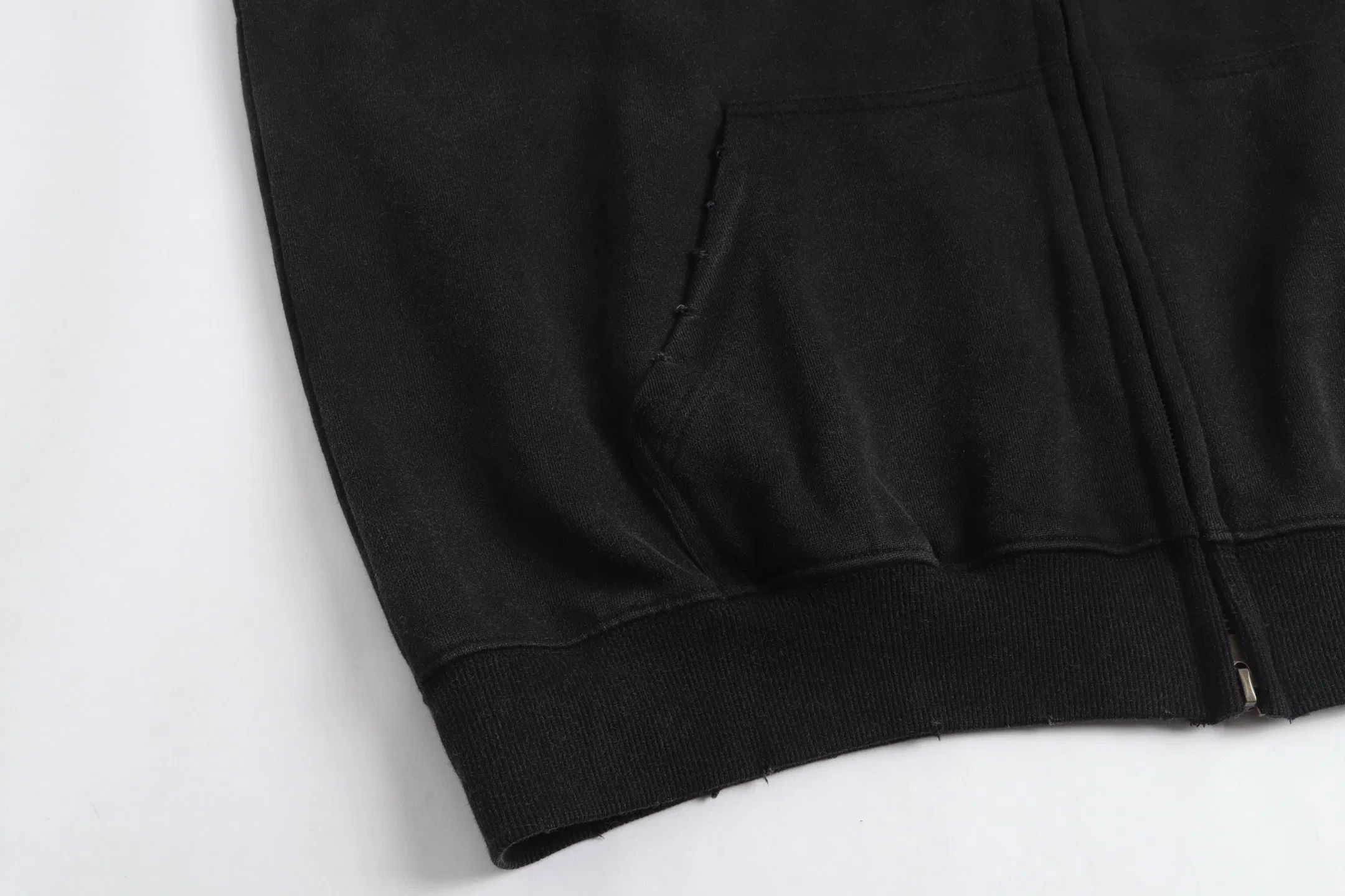 VETEMENTS 27FW GYYOCNS 027 집업후드 4